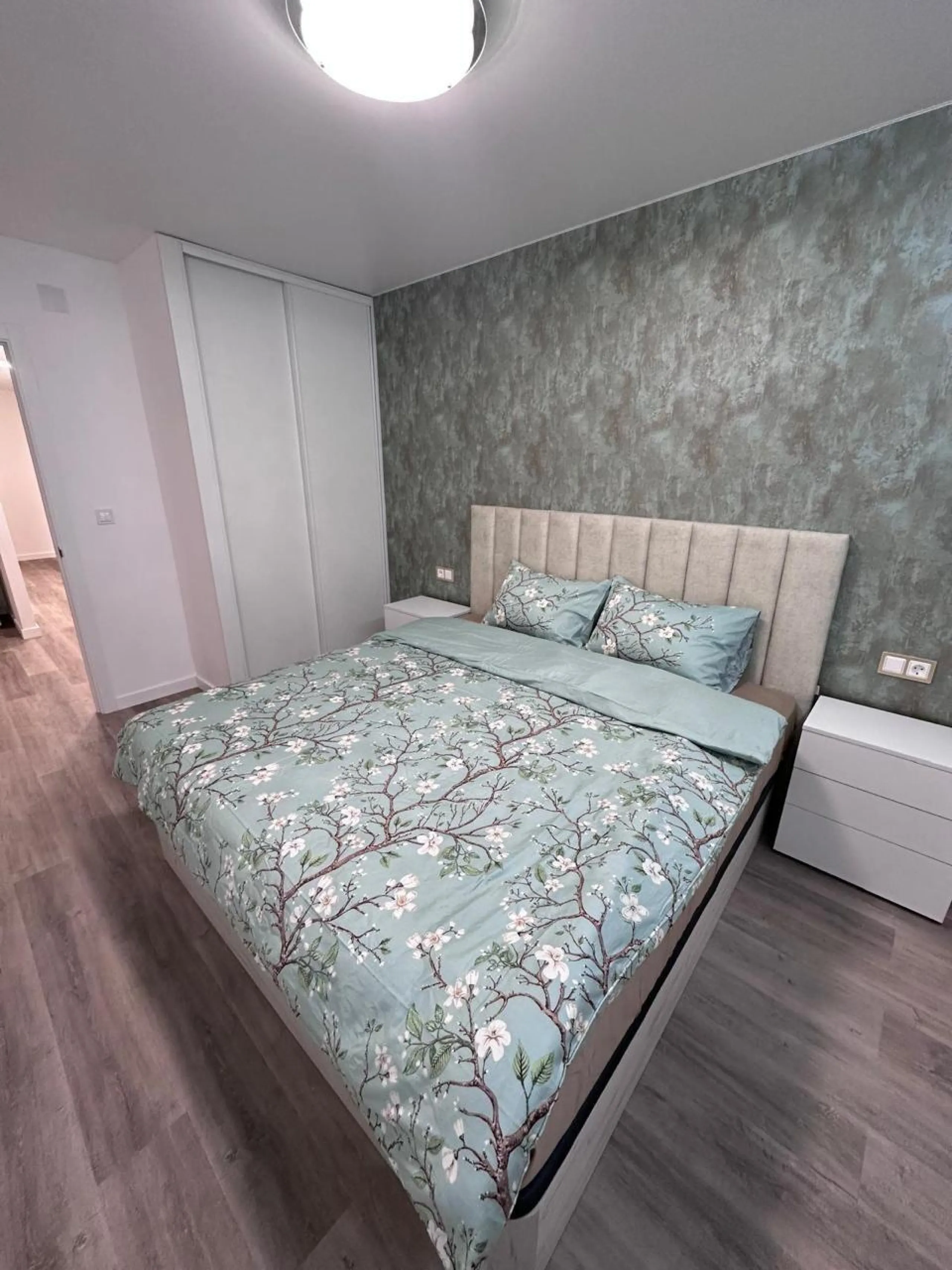 Продаётся aпартамент в Торревьехе в районе Playa Del Cura!