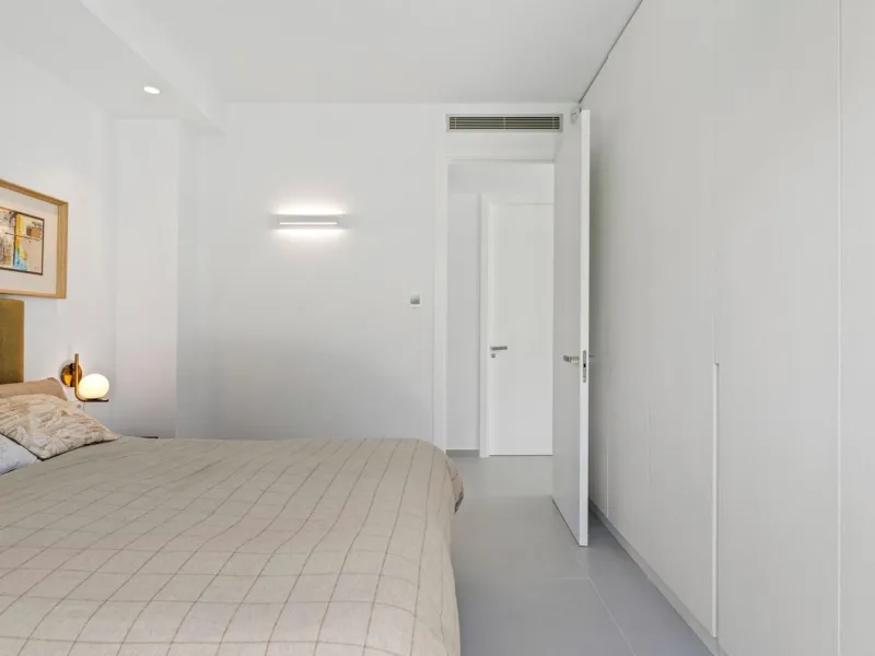 Lujosa villa de obra nueva a un paso de la playa de Campoamor !