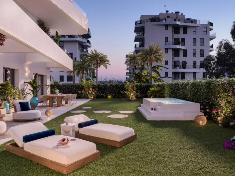 Luxury residential complex with sea views 🌴
