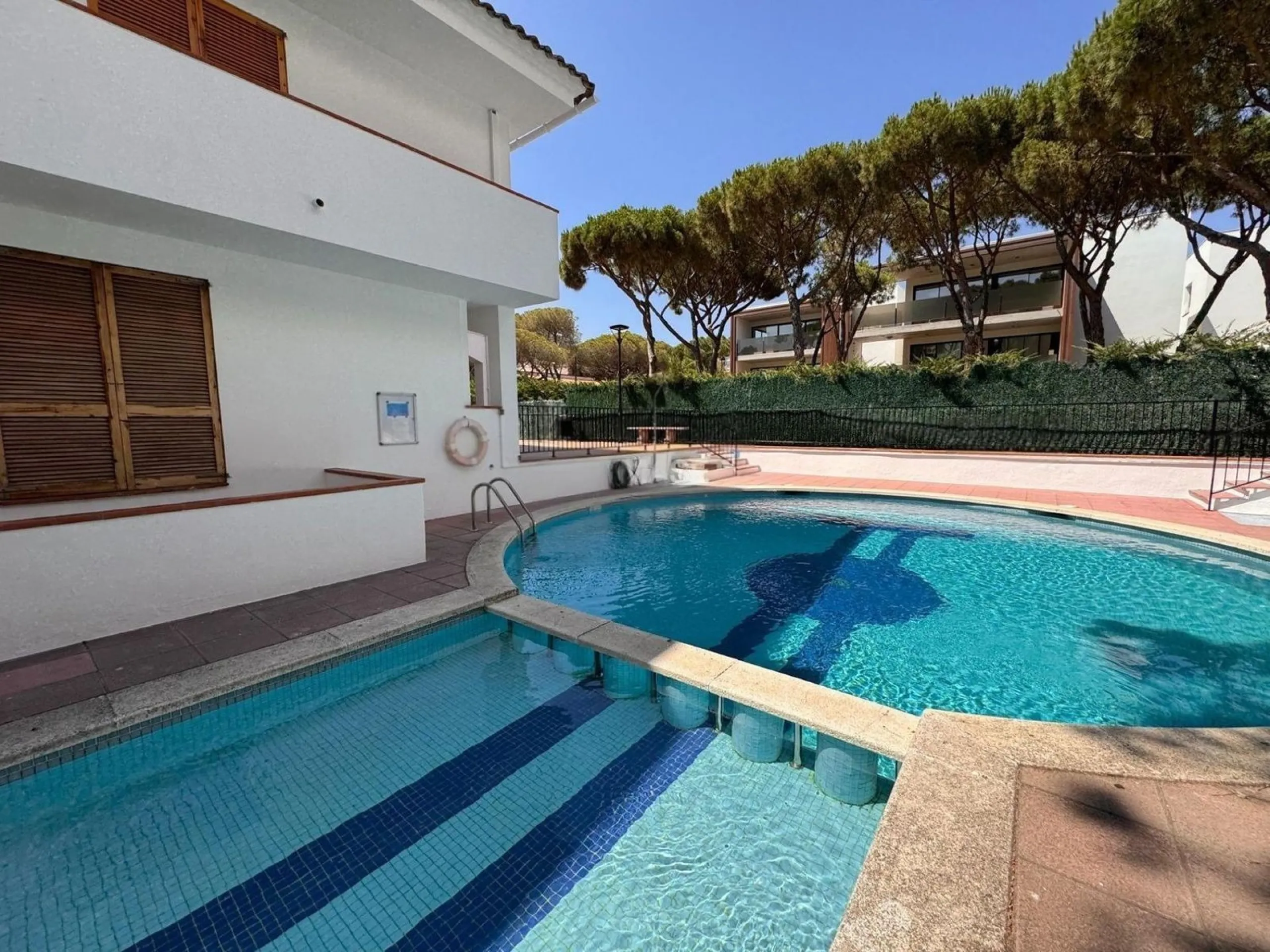 Ground Floor Apartment with Private Garden and Pool, 20 m from the Beach in Platja d’Aro, Costa Brava