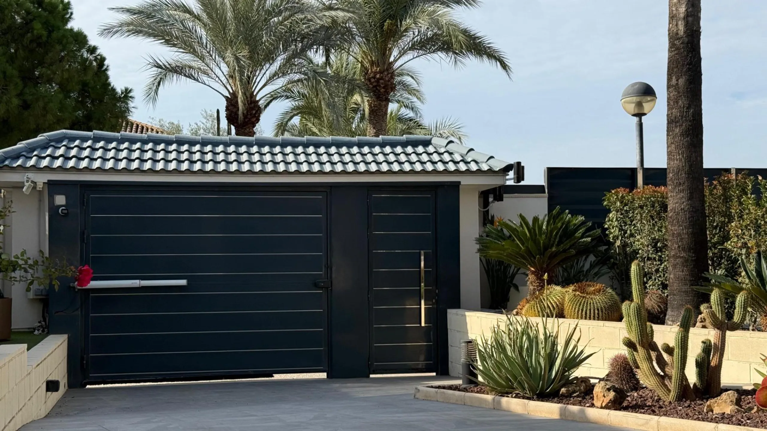 Chalet independiente con piscina privada y gran parcela