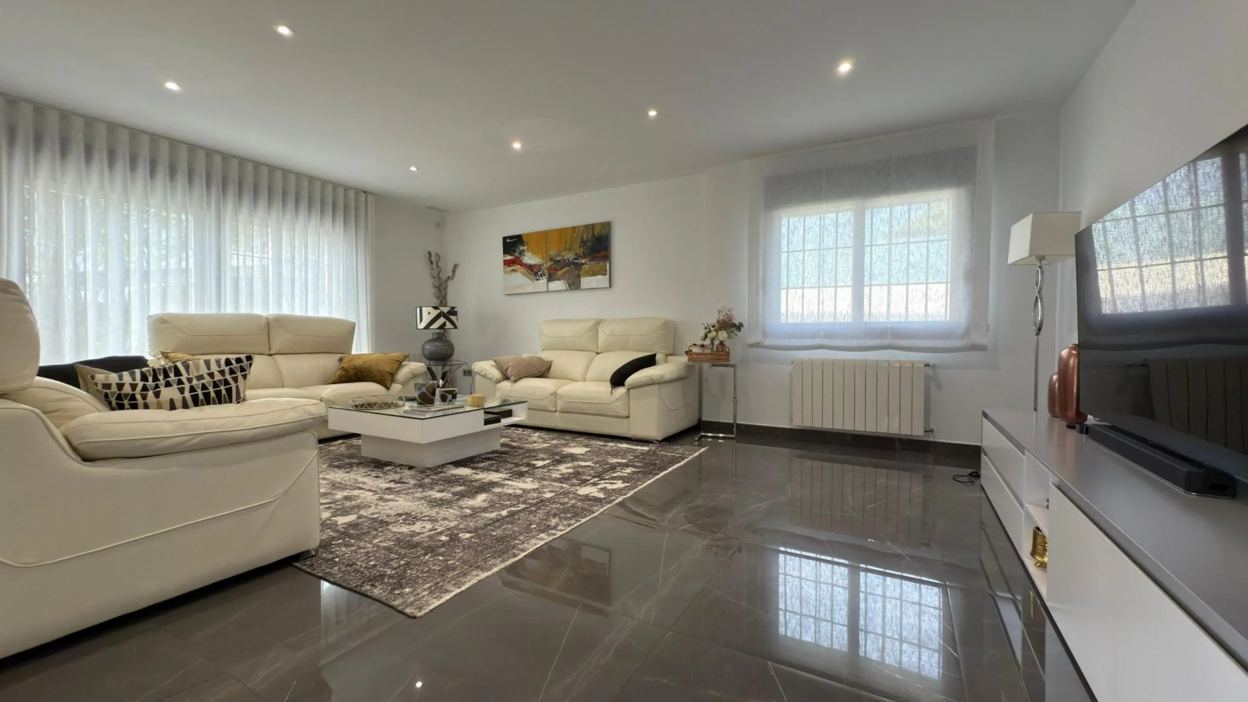 Chalet independiente con piscina privada y gran parcela