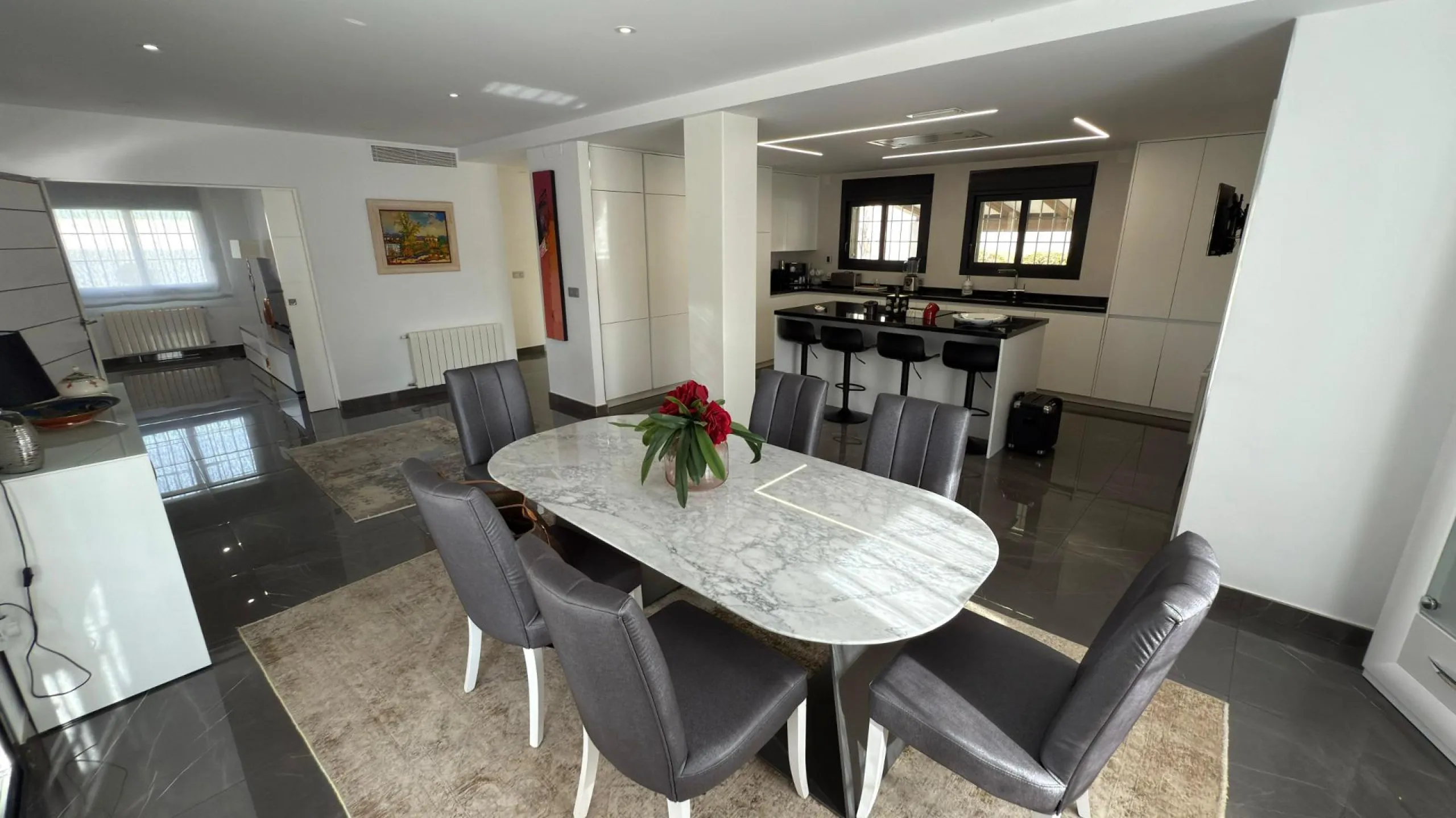 Chalet independiente con piscina privada y gran parcela