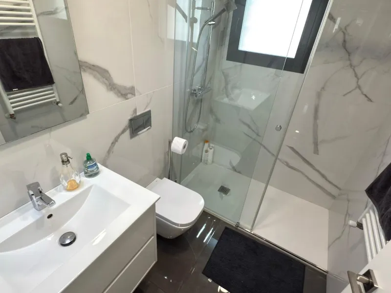 Chalet independiente con piscina privada y gran parcela