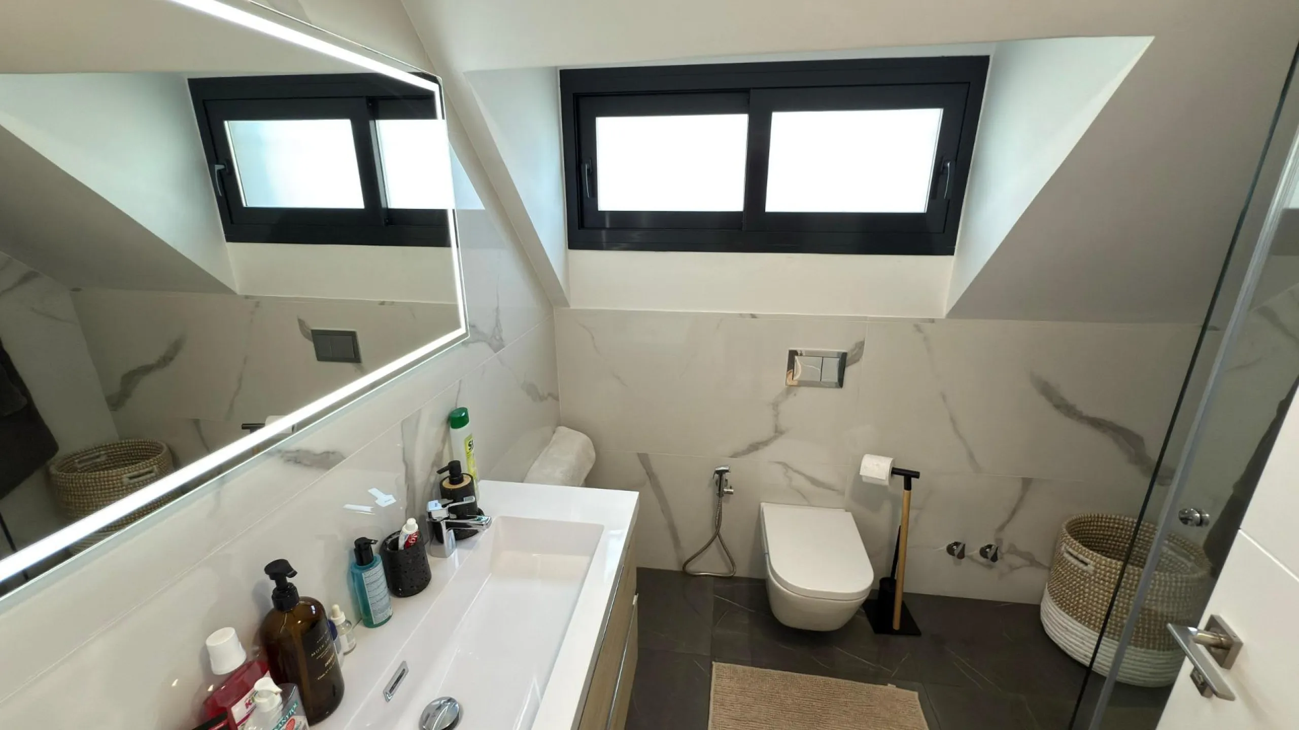 Chalet independiente con piscina privada y gran parcela
