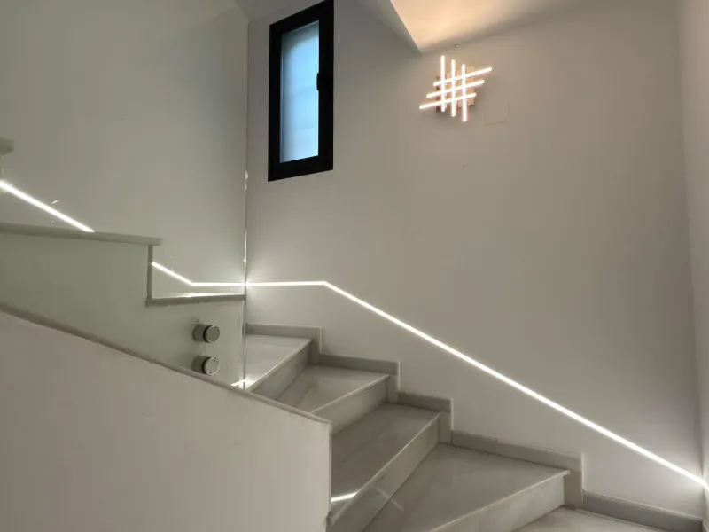 Chalet independiente con piscina privada y gran parcela