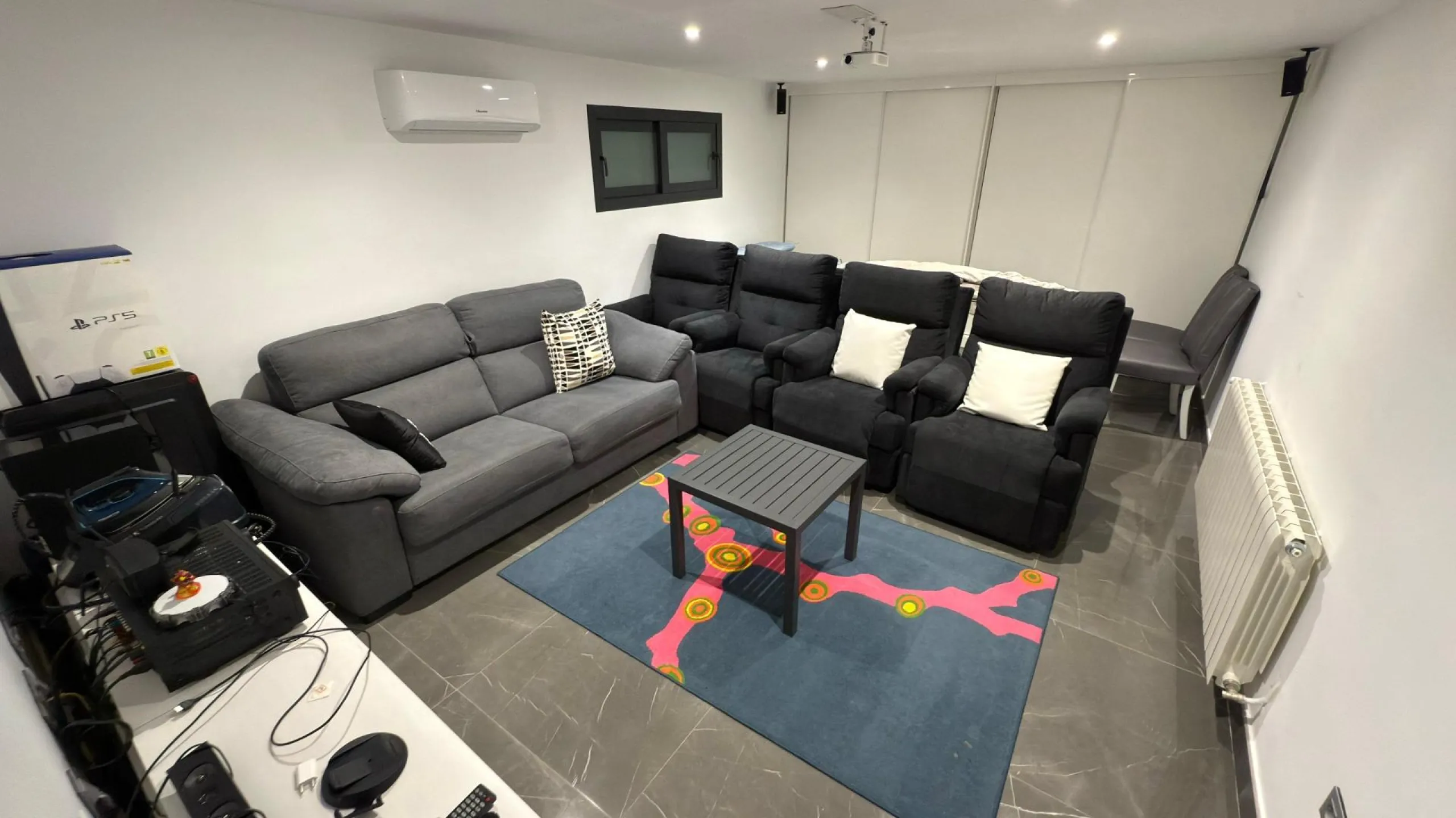 Chalet independiente con piscina privada y gran parcela