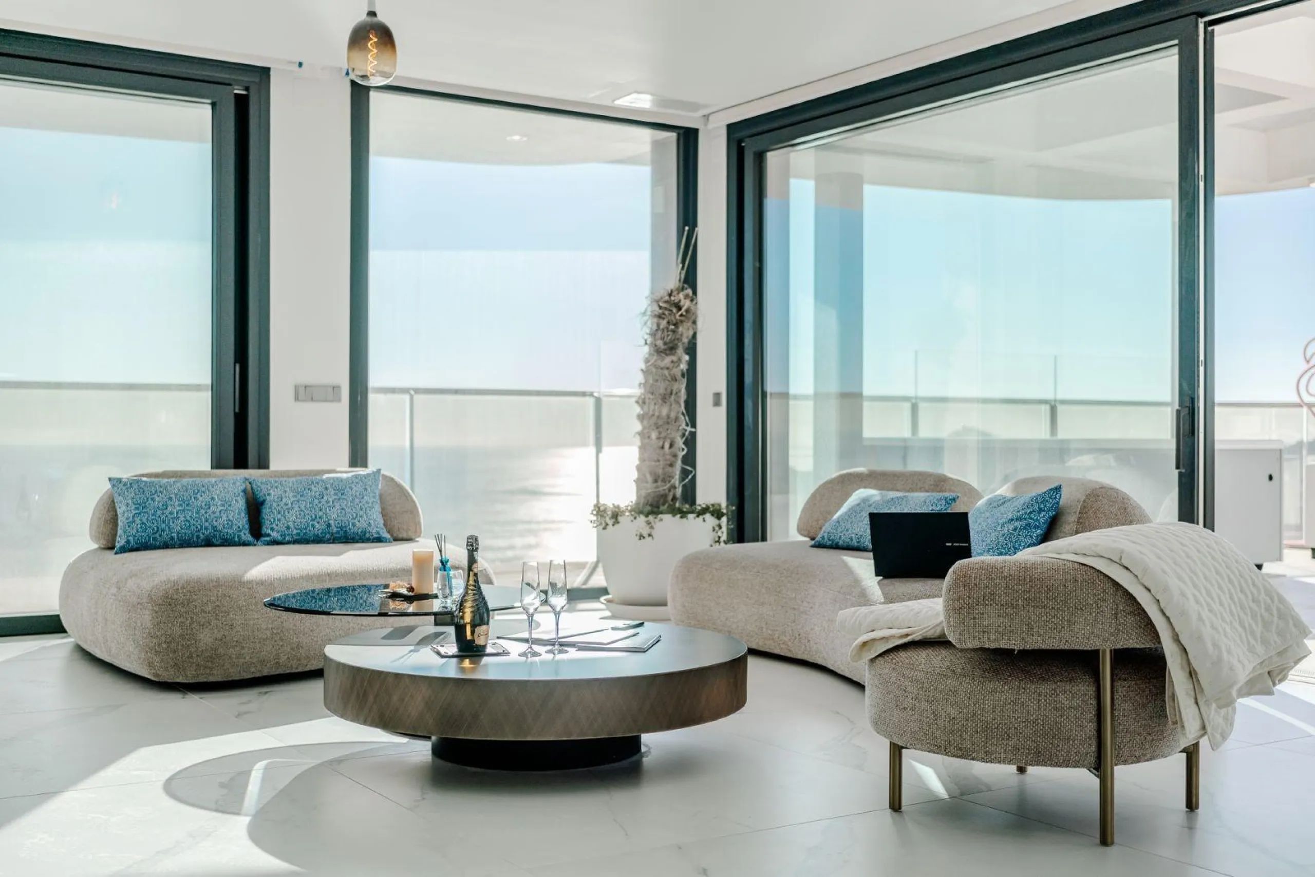 Premium Apartment at Sunset Cliffs - 29th Floor
