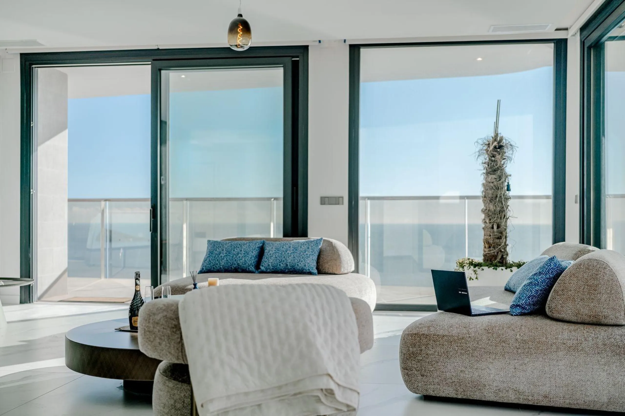 Premium Apartment at Sunset Cliffs - 29th Floor