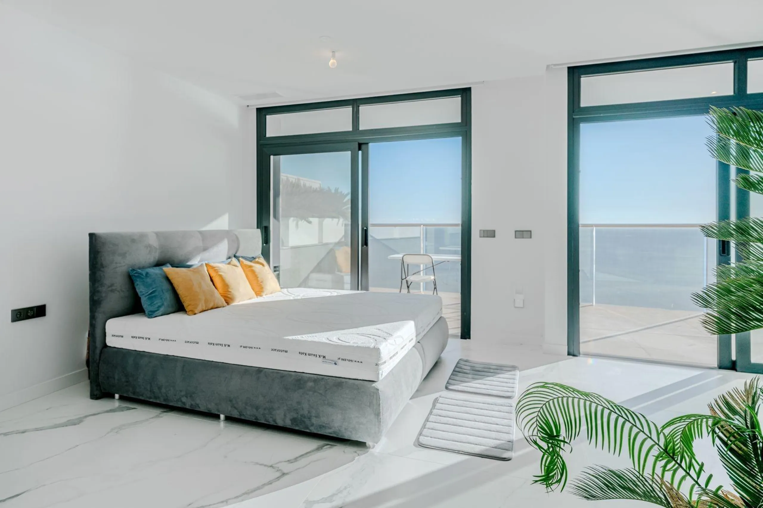 Premium Apartment at Sunset Cliffs - 29th Floor