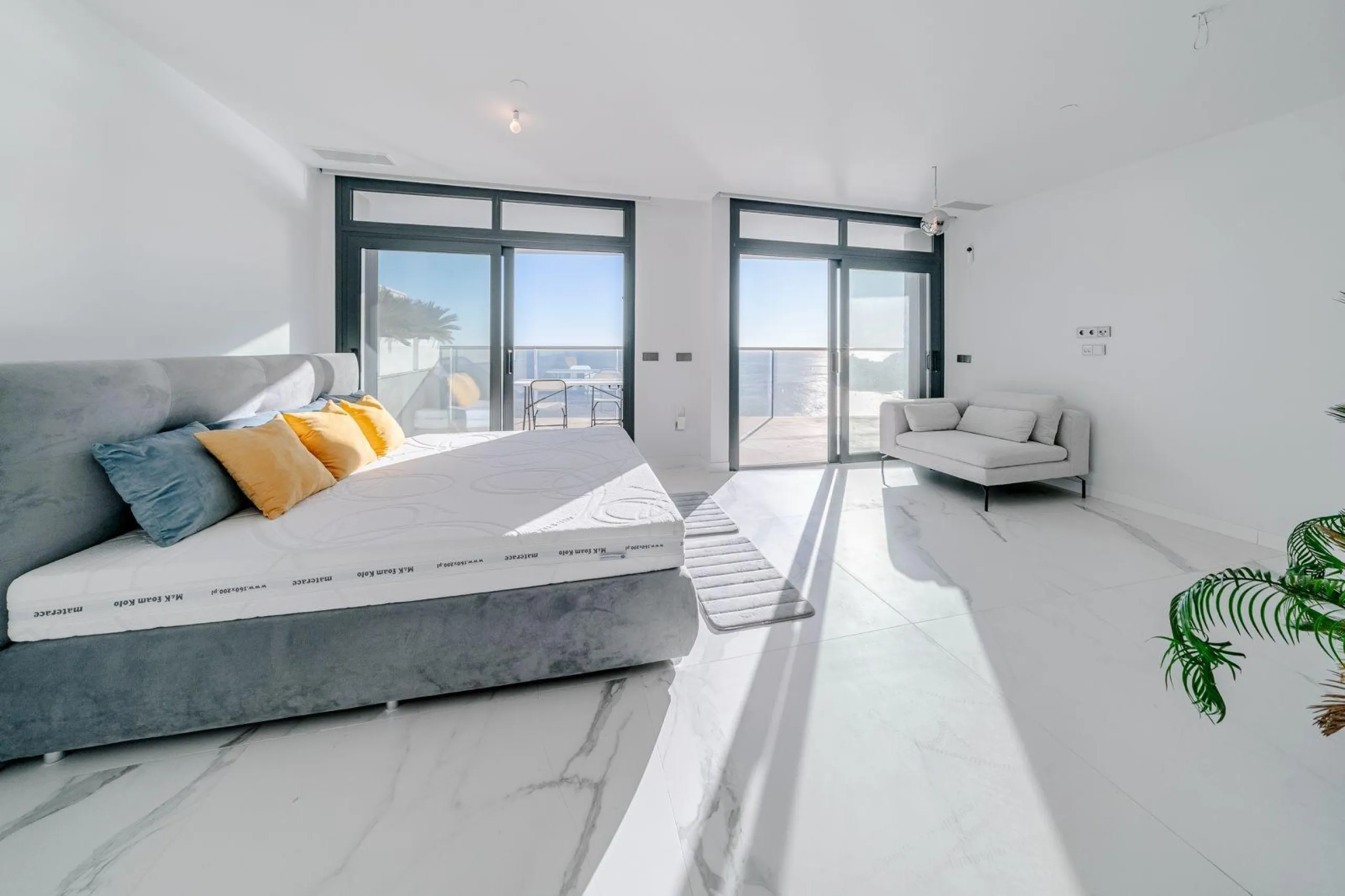 Premium Apartment at Sunset Cliffs - 29th Floor