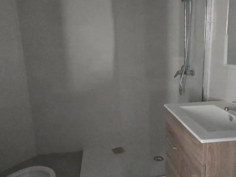 PLANTA BAJA 1 HABITACION Y 1 BAÑO