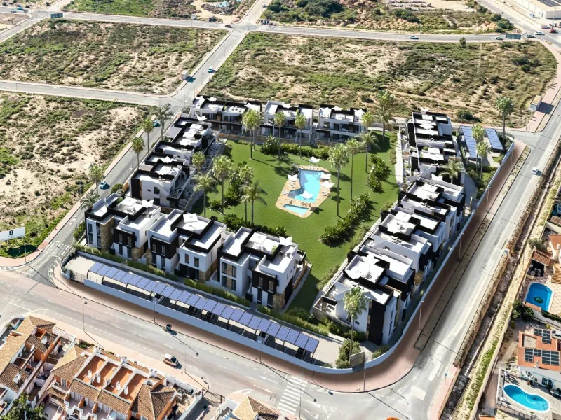 OBRA NUENA! BUNGALOWS PLANTA ALTA Y PLANTA BAJA. 2 DORM. 2 BAÑOS. GARAJE+TRASTERO. PISCINA.AMUEBLADO
