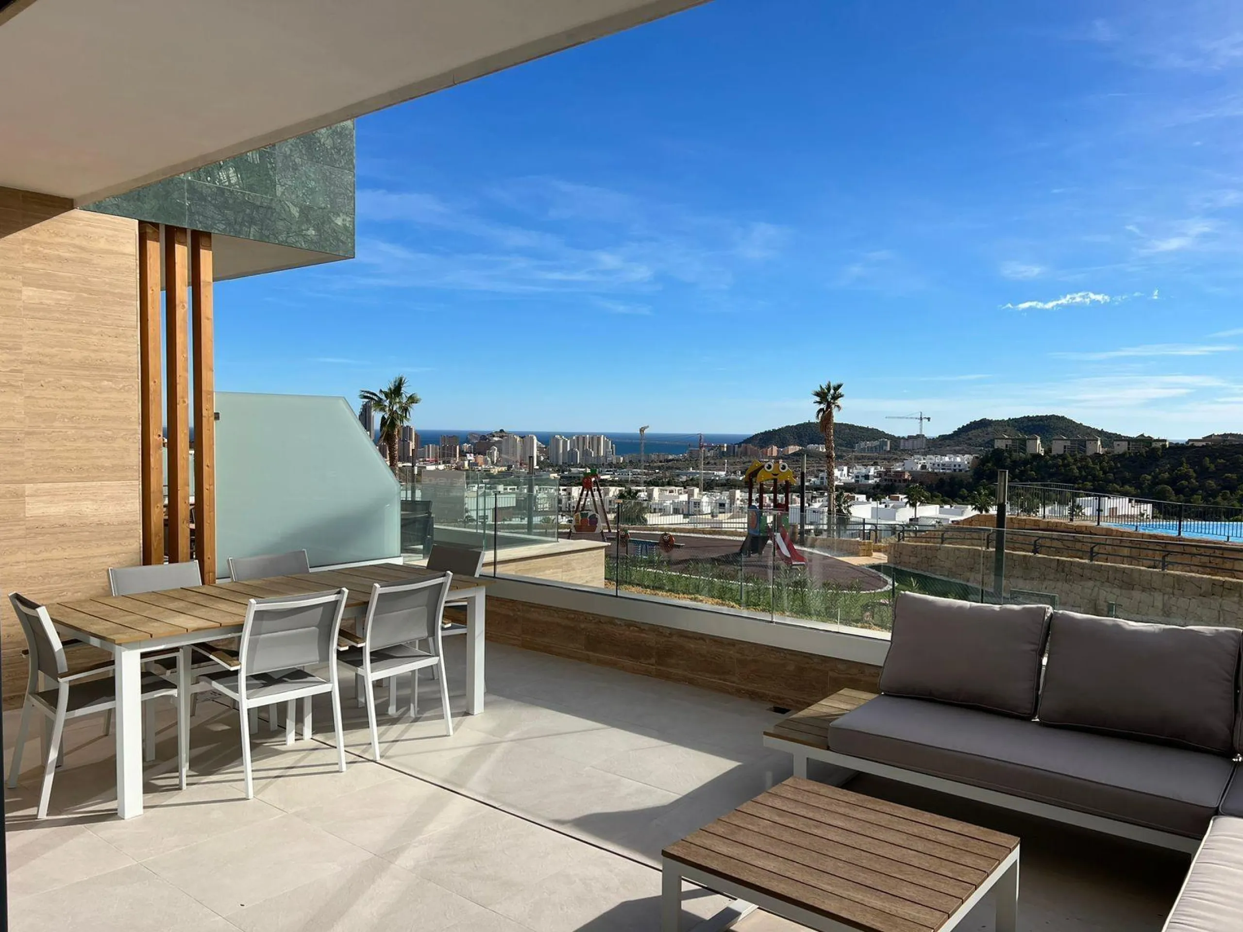 Duplex with Sea Views