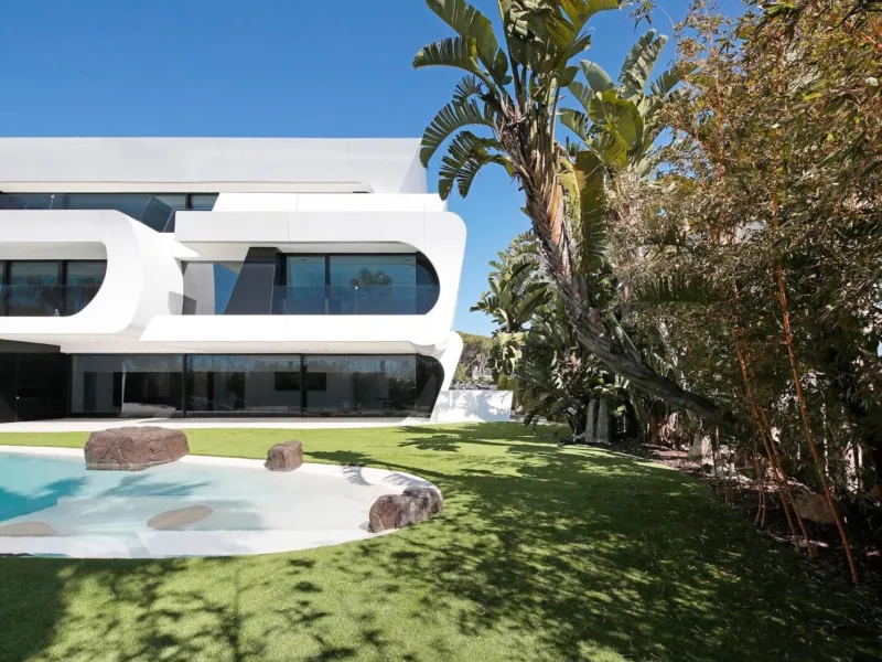 Designer Villa with Spa, Indoor Pool and Sea Views in Gava Mar, Barcelona