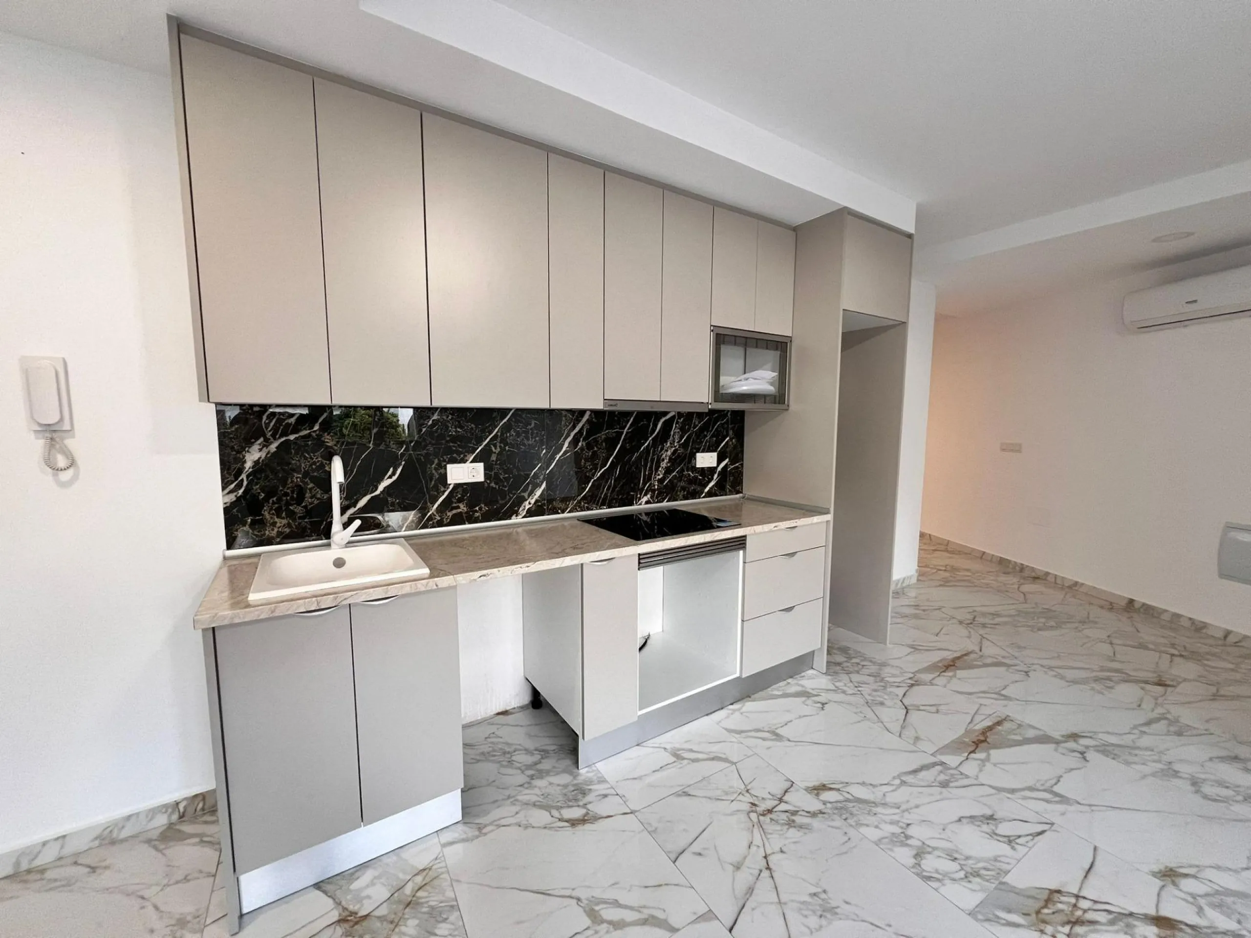 APARTAMENTO A 100 METROS DE PLAYA ,TORREVIEJA