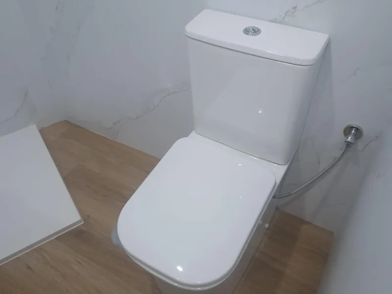GRAN APARTAMENTO COMPLETAMENTE REFORMADO EN TORREVIEJA, 2 HAB, 2 BAÑOS