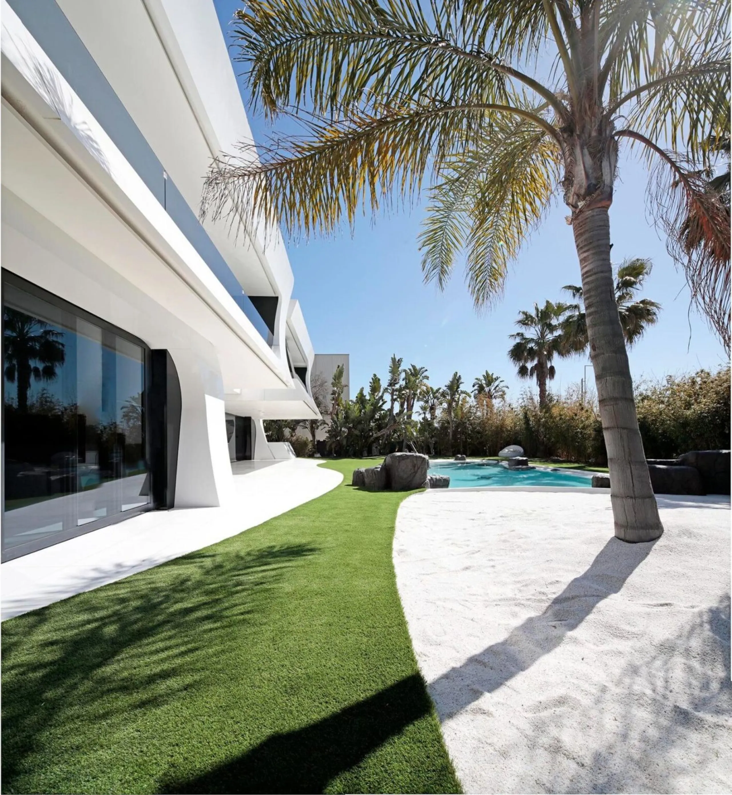 Designer Villa with Spa, Indoor Pool and Sea Views in Gava Mar, Barcelona