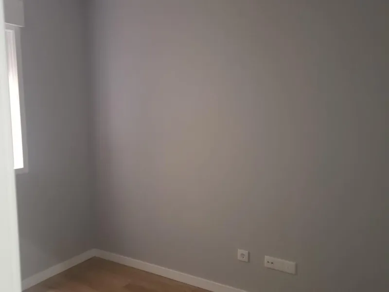 GRAN APARTAMENTO COMPLETAMENTE REFORMADO EN TORREVIEJA, 2 HAB, 2 BAÑOS