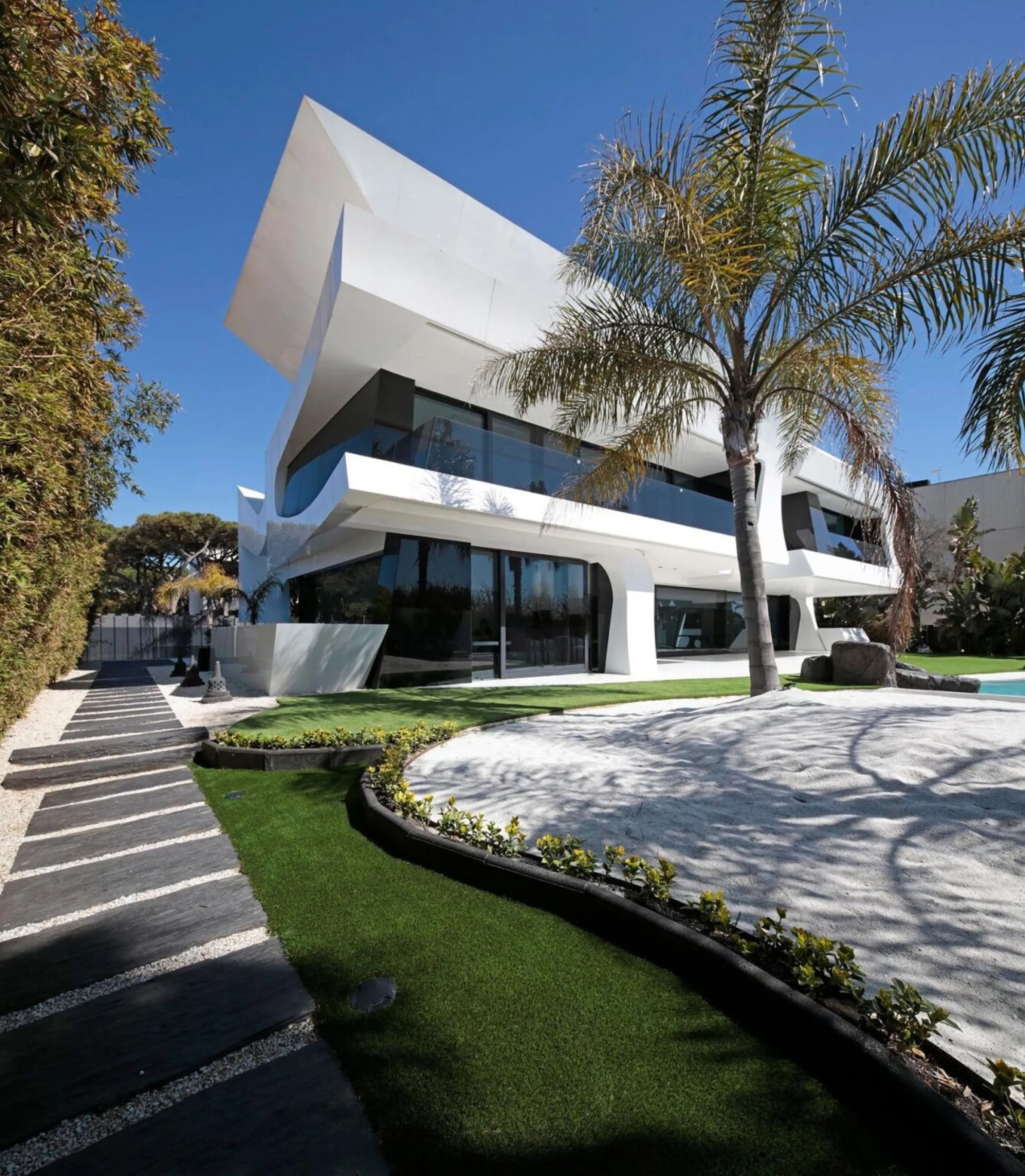 Designer Villa with Spa, Indoor Pool and Sea Views in Gava Mar, Barcelona