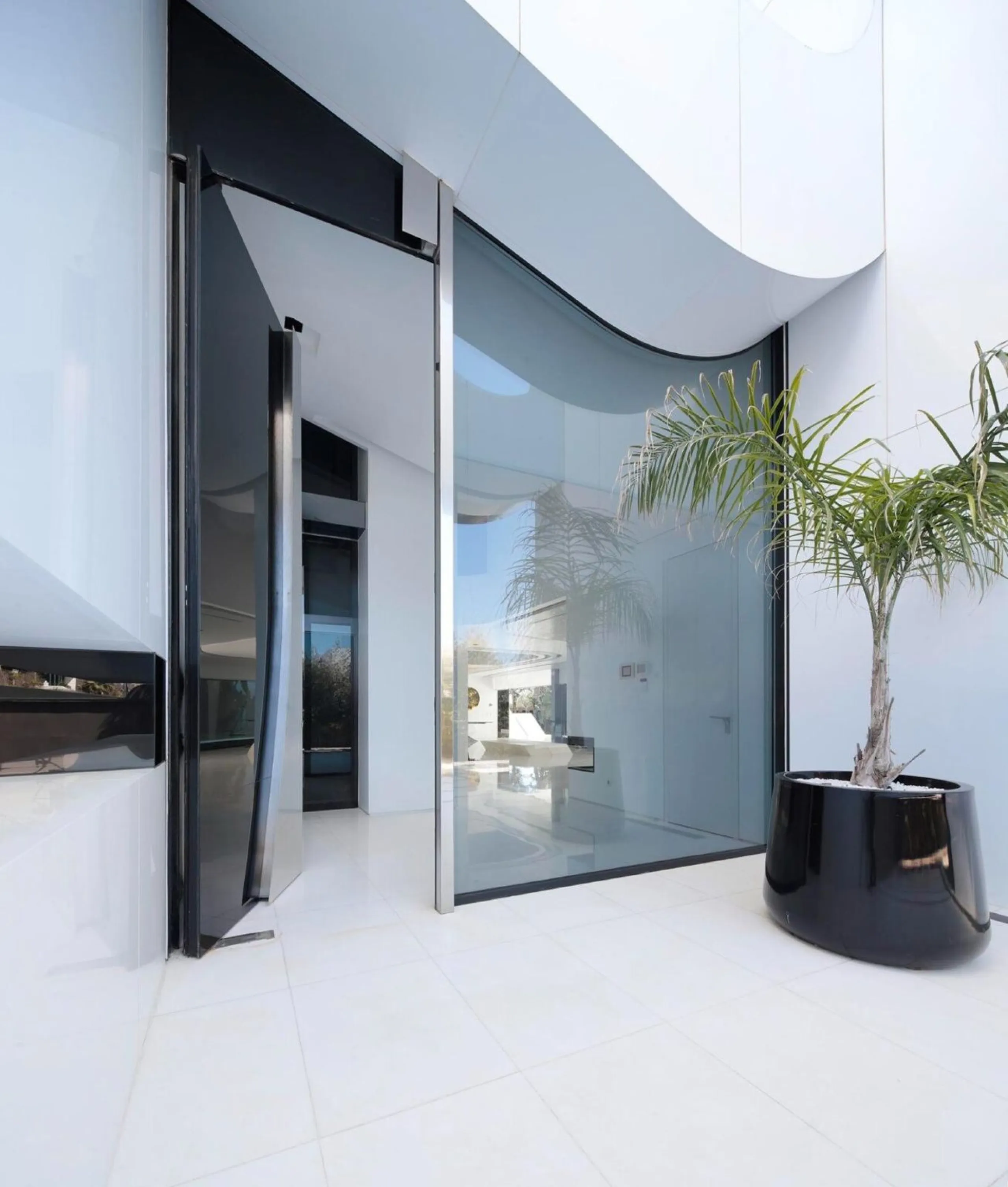 Designer Villa with Spa, Indoor Pool and Sea Views in Gava Mar, Barcelona