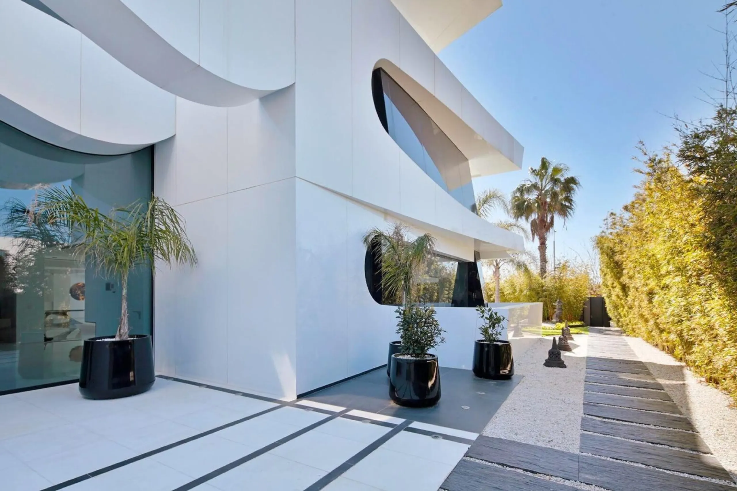 Designer Villa with Spa, Indoor Pool and Sea Views in Gava Mar, Barcelona