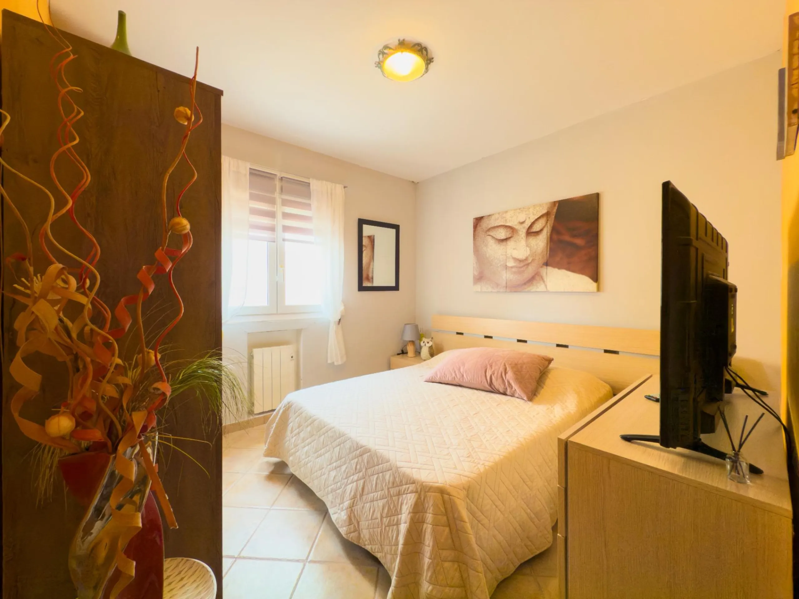 Spacious recently renovated villa with 3,600 m2 of plot and private pool