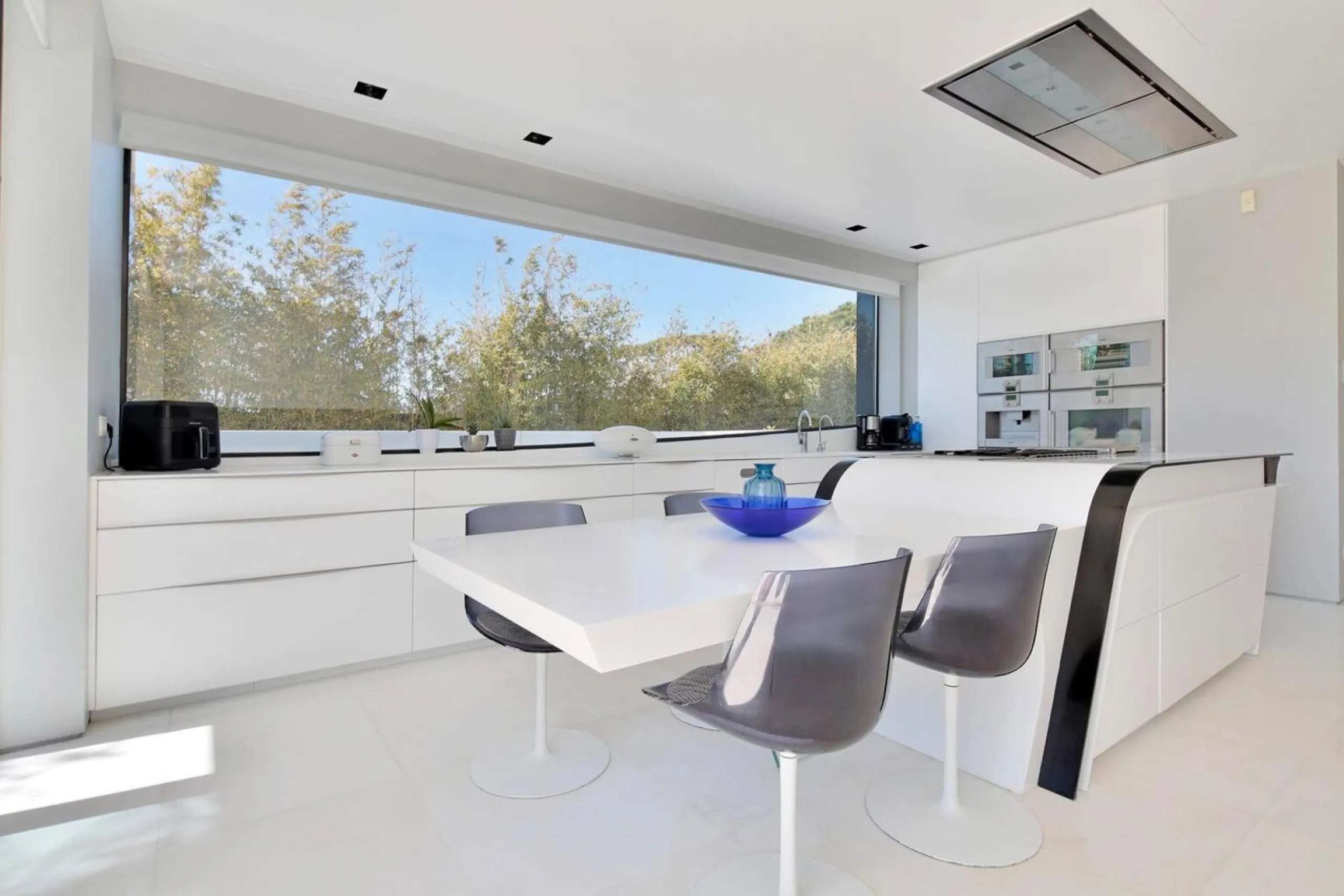 Designer Villa with Spa, Indoor Pool and Sea Views in Gava Mar, Barcelona