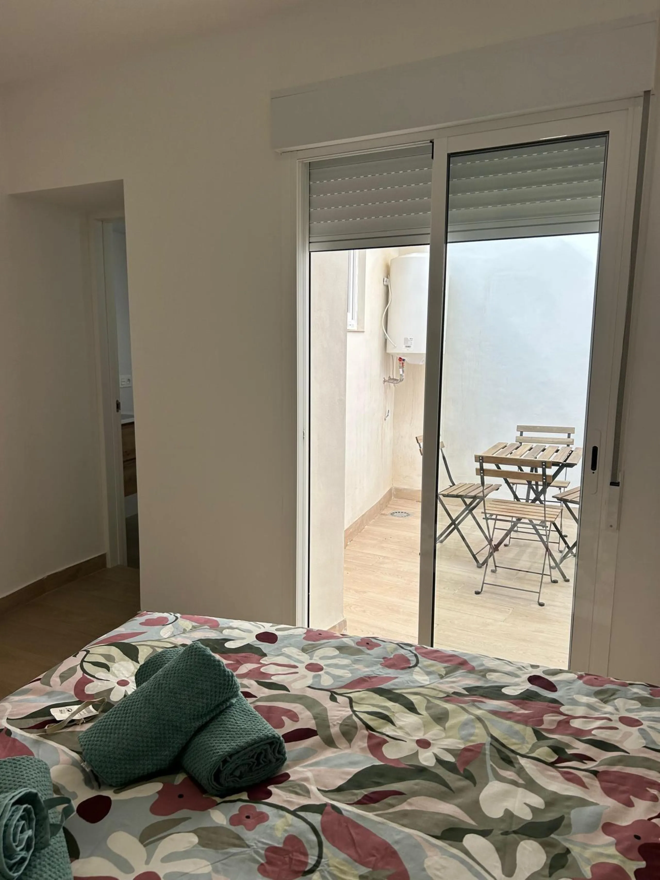 🏡✨ Casa de pueblo en el casco antiguo de Benidorm: confort y encanto junto al mar 🌊🌴