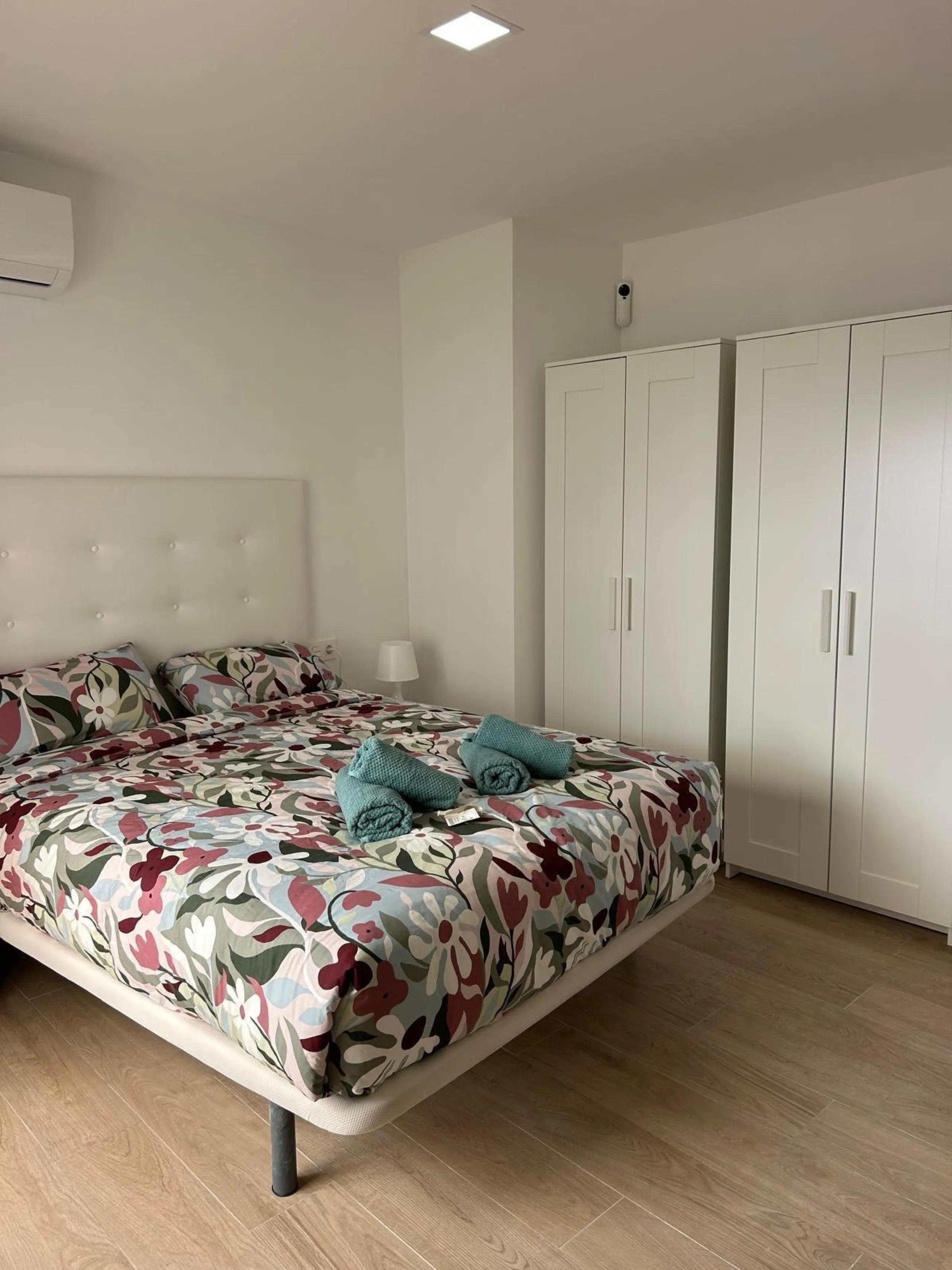 🏡✨ Casa de pueblo en el casco antiguo de Benidorm: confort y encanto junto al mar 🌊🌴
