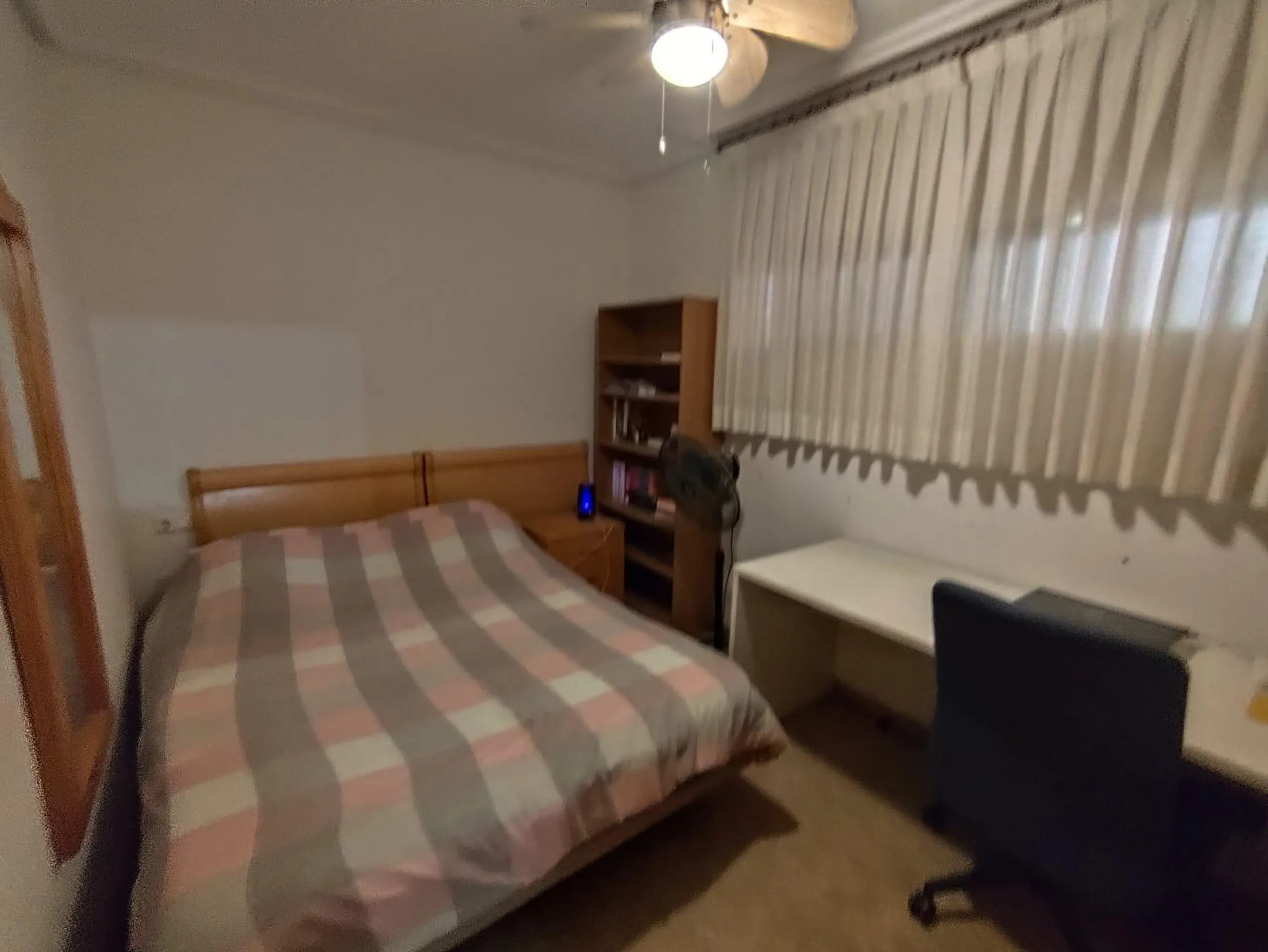 APARTAMENTO PLANTA BAJA A 150 METROS DE PLAYA. 4 DORM. 2 BAÑOS. 107 M2.