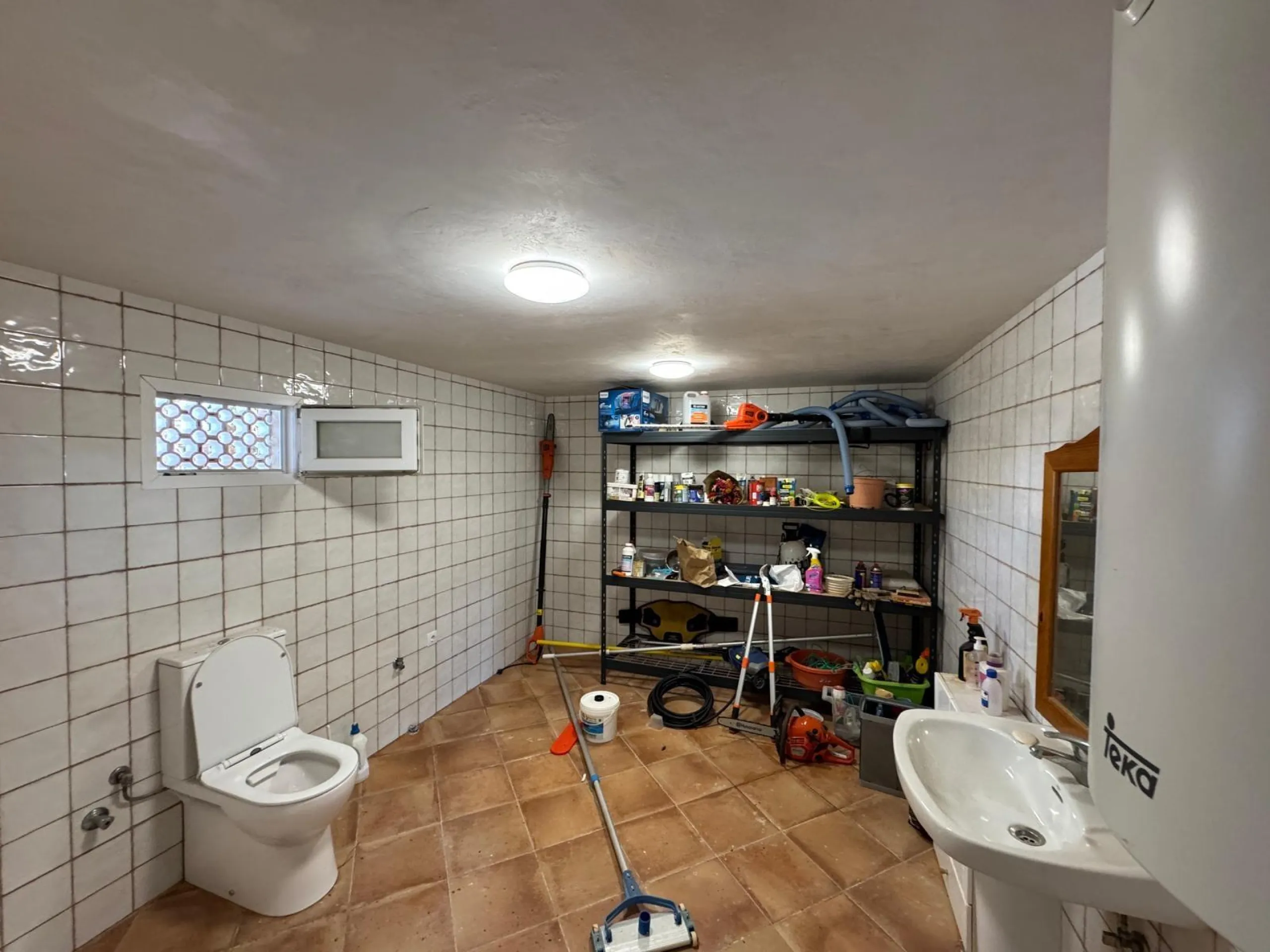 VILLA EN CABO ROIG A 800 METROS DE LA PLAYA CON PARCELA DE 890 M2. 3 DORM. 2 BAÑOS. PISCINA PRIVADA.