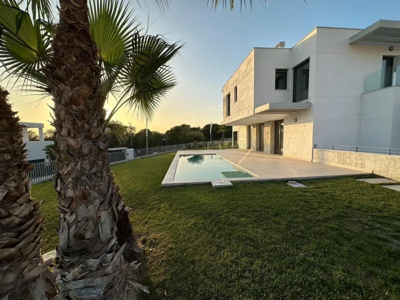 VILLA DE OBRA NUEVA - ÚLTIMA DE LA FASE 1 🌟