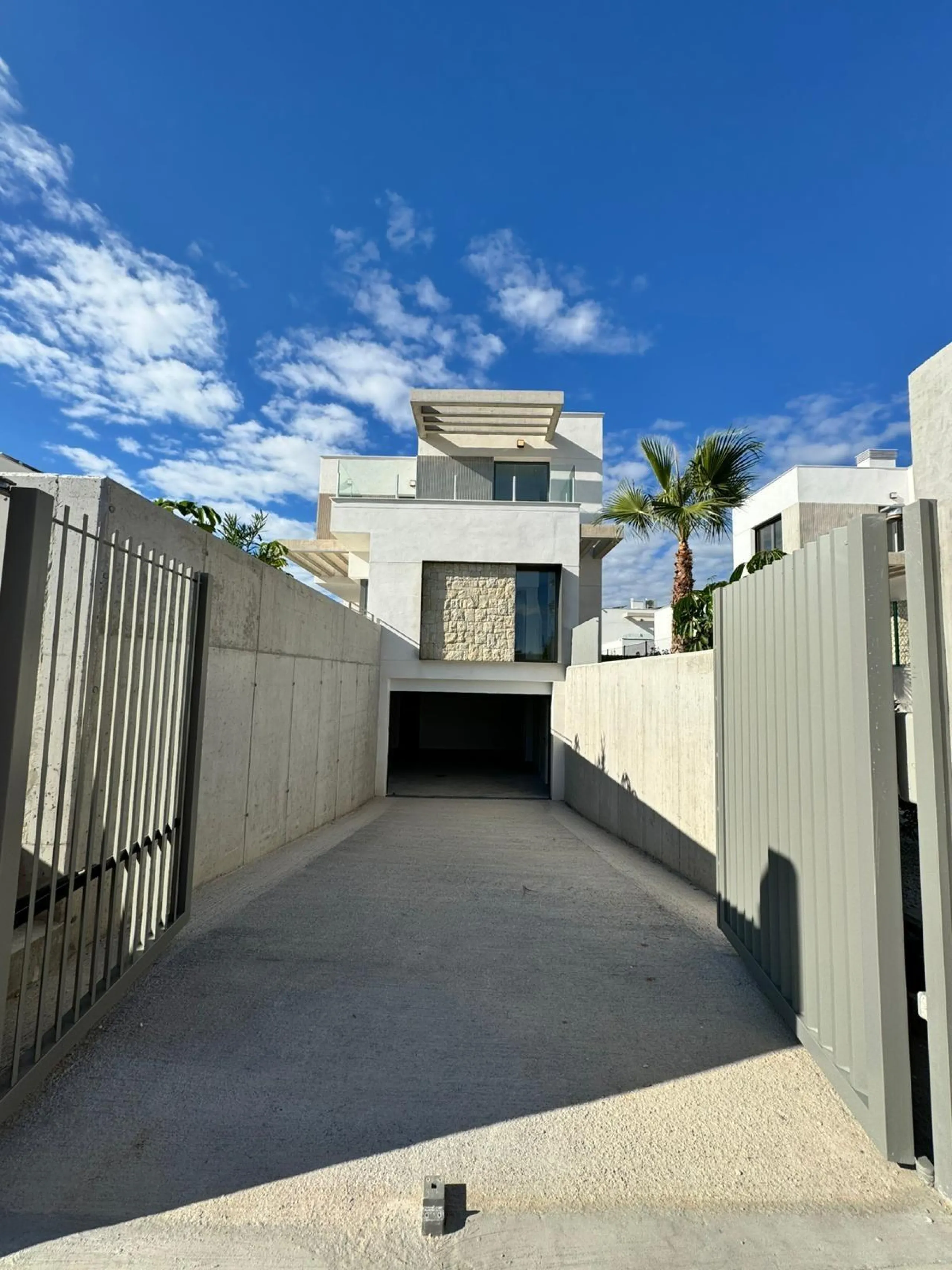 VILLA DE OBRA NUEVA - ÚLTIMA DE LA FASE 1 🌟