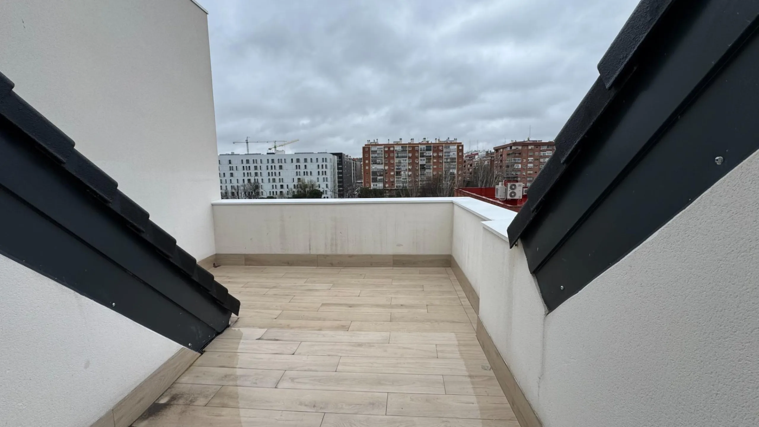ÁTICO EN VENTA EN UN NUEVO COMPLEJO RESIDENCIAL EN MADRID