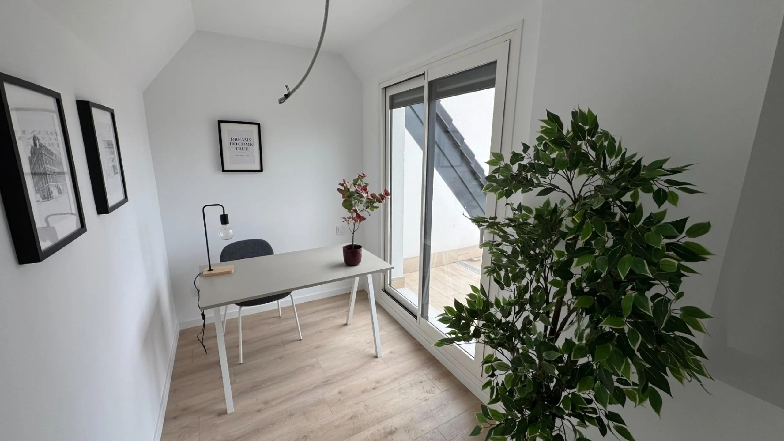 ÁTICO EN VENTA EN UN NUEVO COMPLEJO RESIDENCIAL EN MADRID
