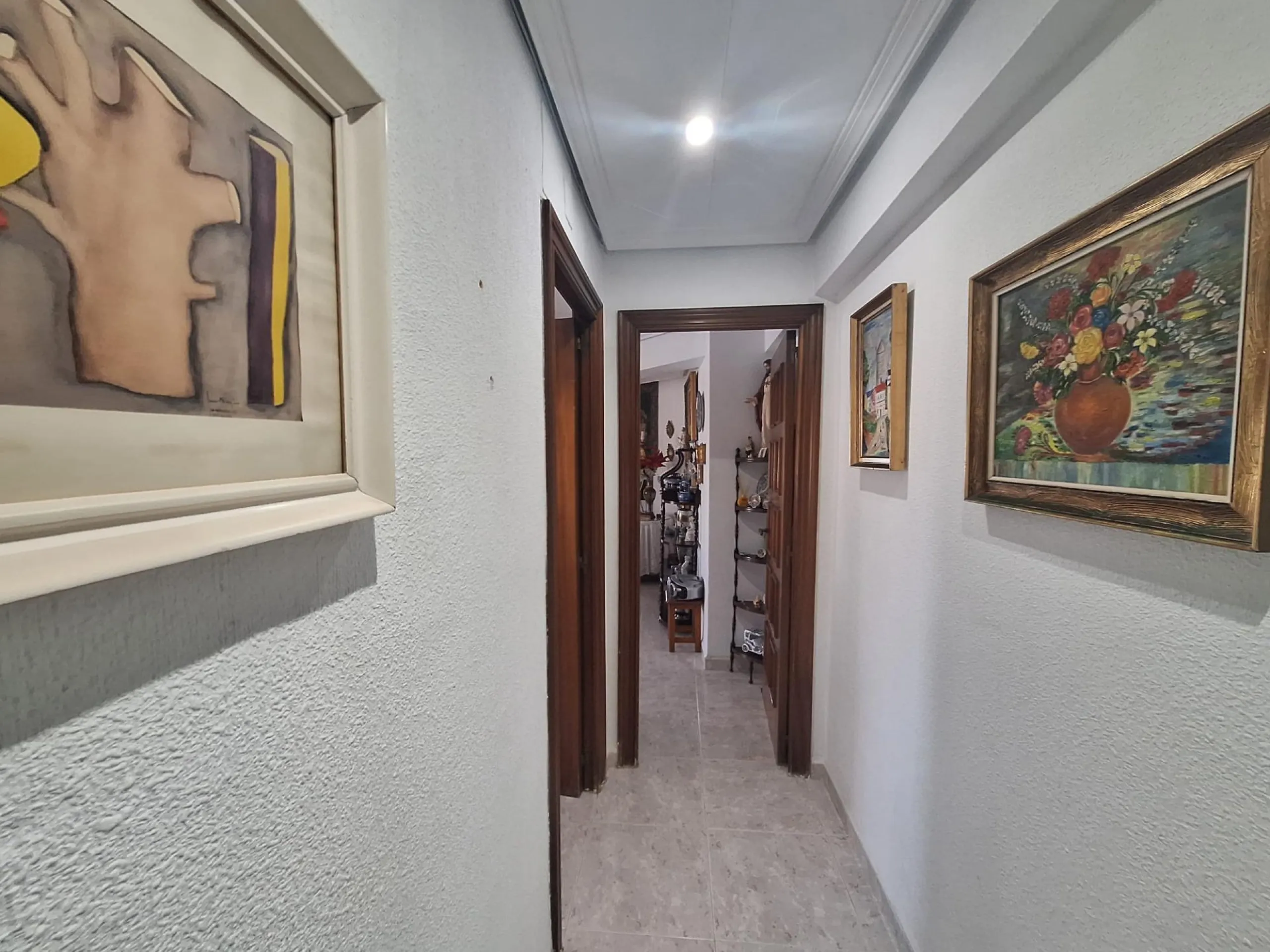 PISO AMPLIO Y LUMINOSO CON ASCENSOR EN PINTOR GISBERT - SAN BLAS