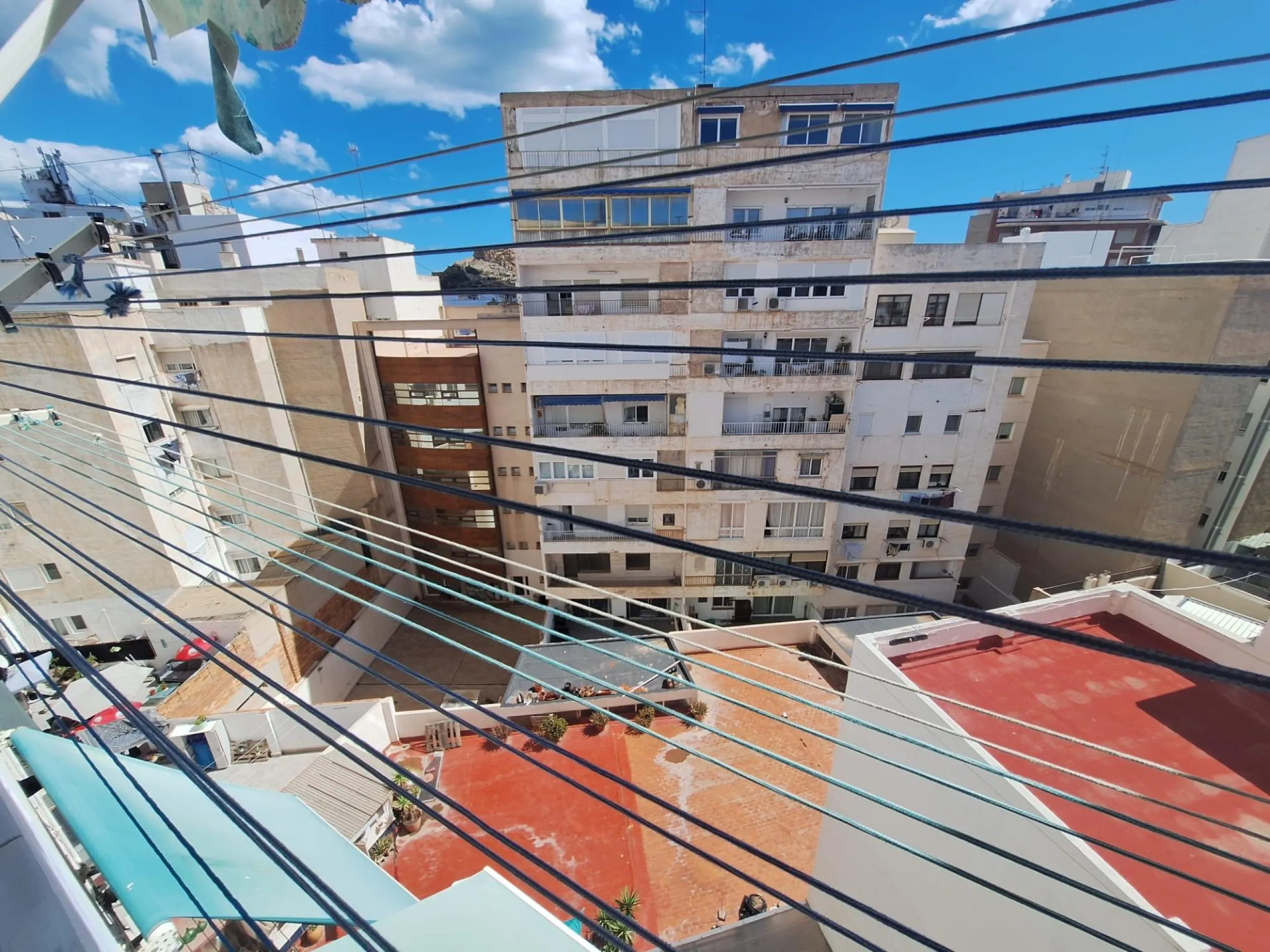 PISO AMPLIO Y LUMINOSO CON ASCENSOR EN PINTOR GISBERT - SAN BLAS