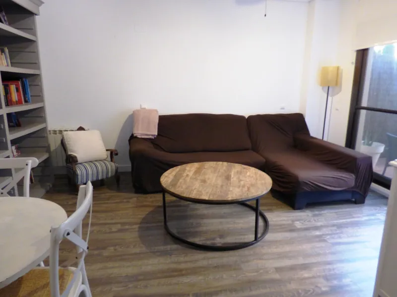 ENCANTADORA PLANTA BAJA EN SAN JUAN CON GRAN TERRAZA