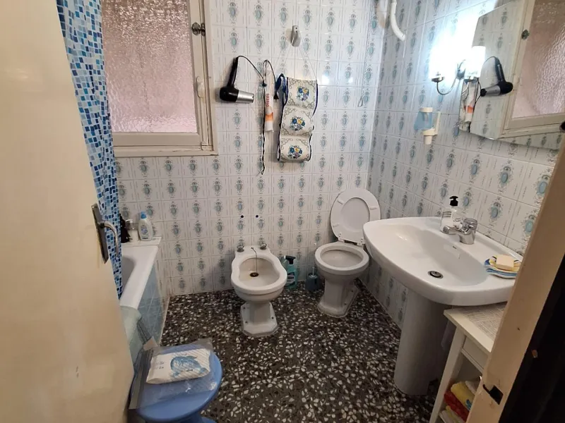 Se vende edificio entero en pleno centro de Torrevieja