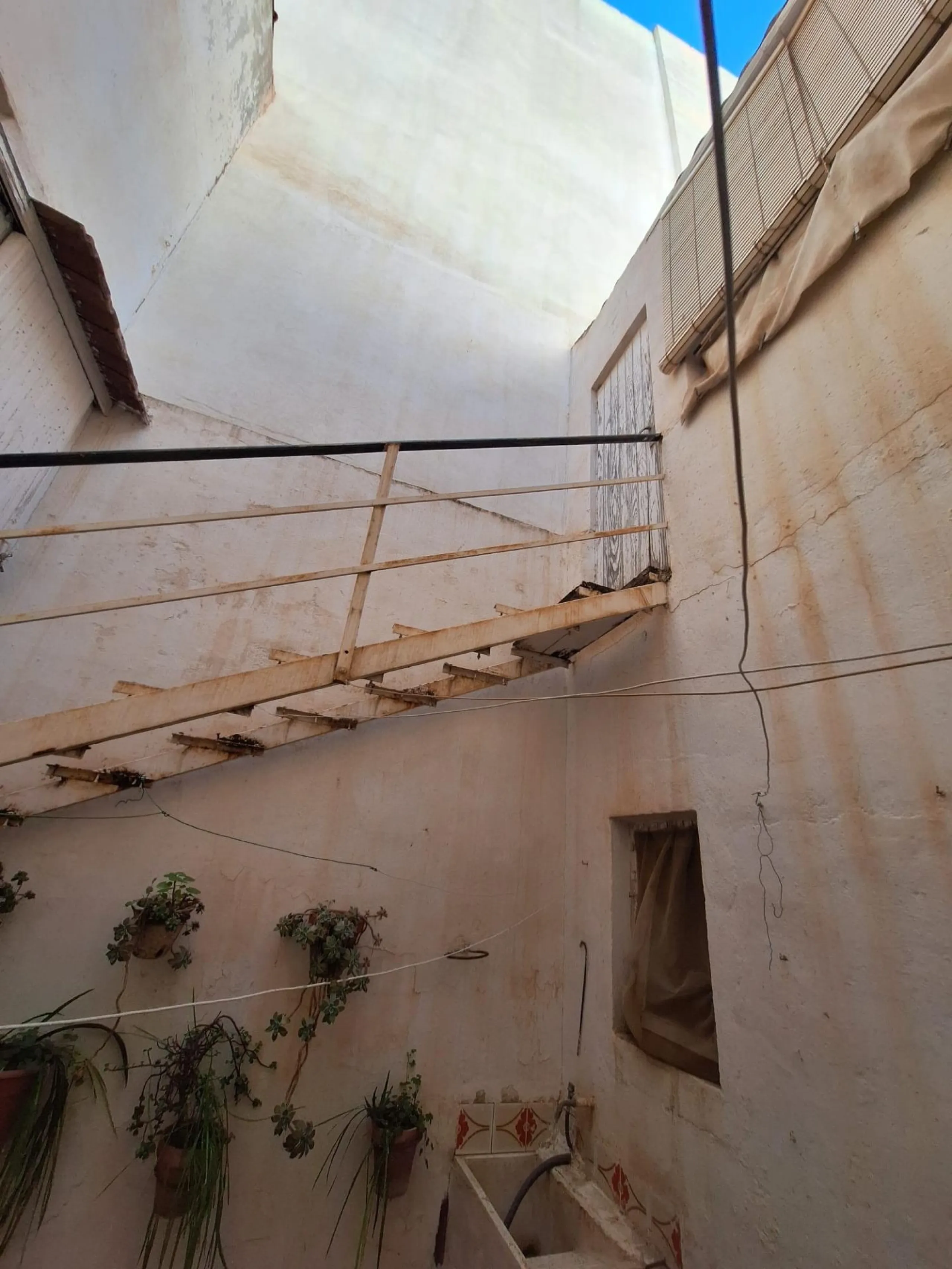 Se vende edificio entero en pleno centro de Torrevieja