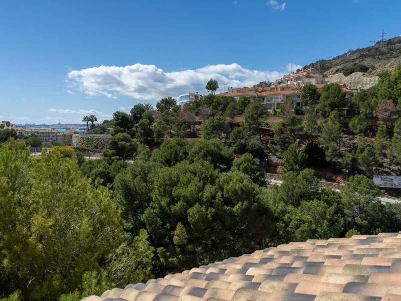 Encantadora casa adosada con vistas al mar en Altea Mascarat