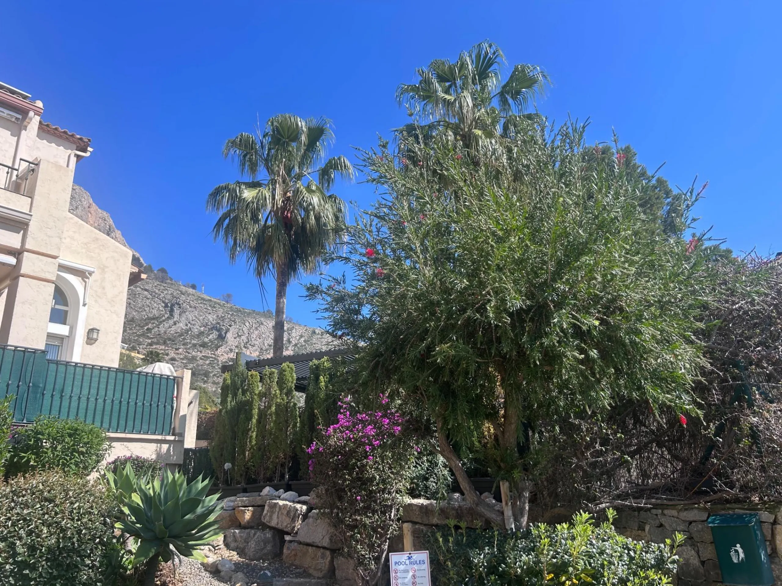 Encantadora casa adosada con vistas al mar en Altea Mascarat