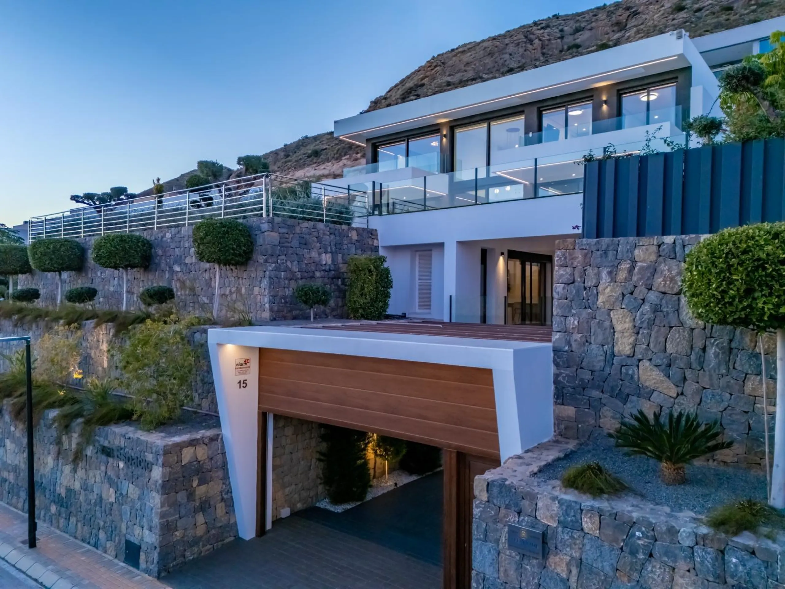 Villa Roma: Exclusividad y Elegancia en Finestrat 🌟