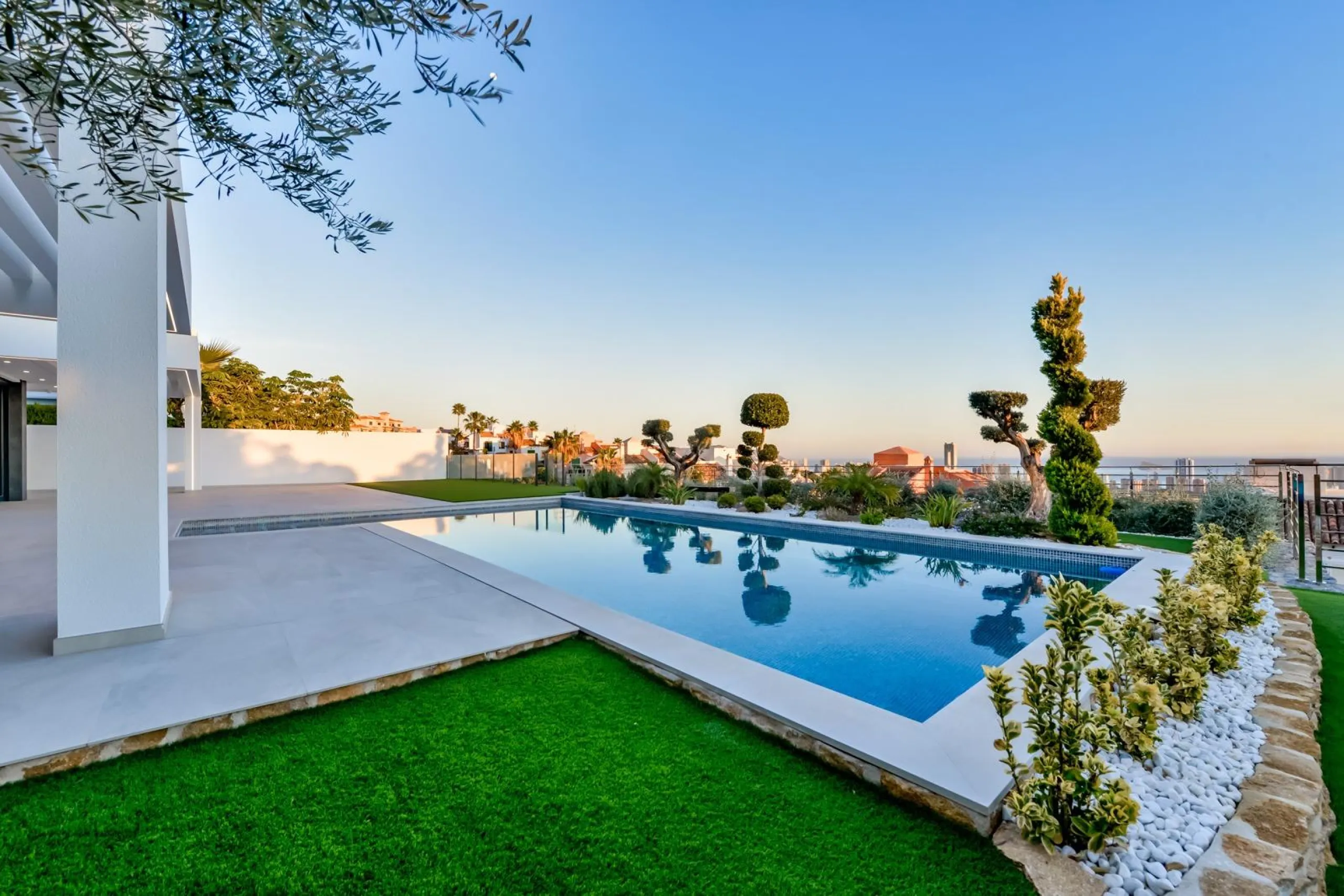 Villa Roma: Exclusividad y Elegancia en Finestrat 🌟