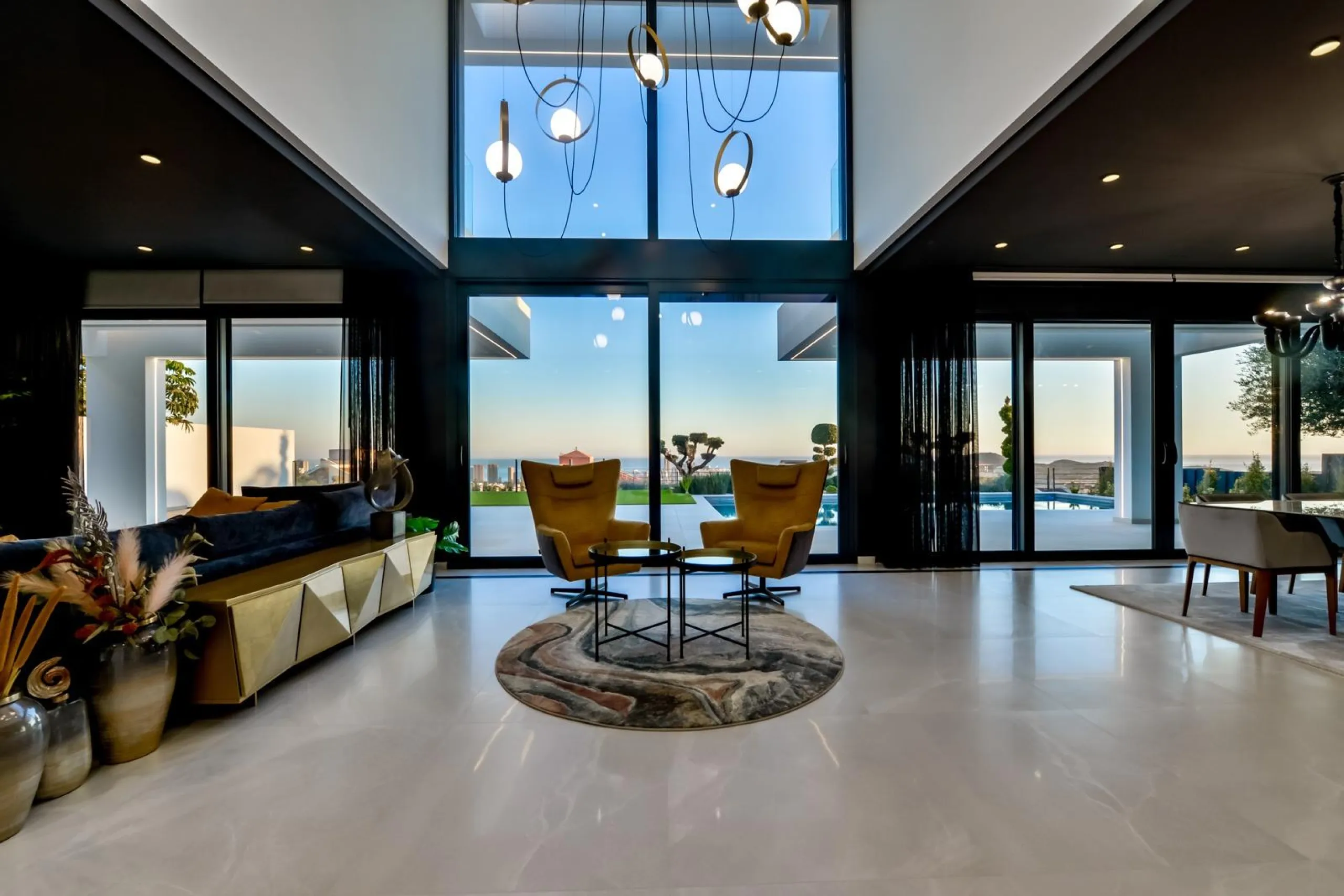 Villa Roma: Exclusividad y Elegancia en Finestrat 🌟
