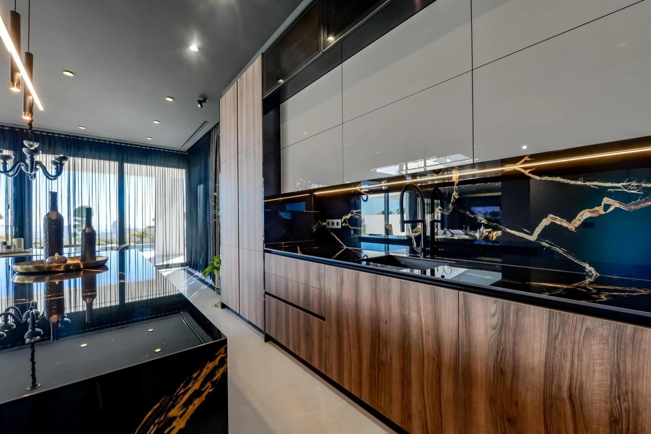 Villa Roma: Exclusividad y Elegancia en Finestrat 🌟