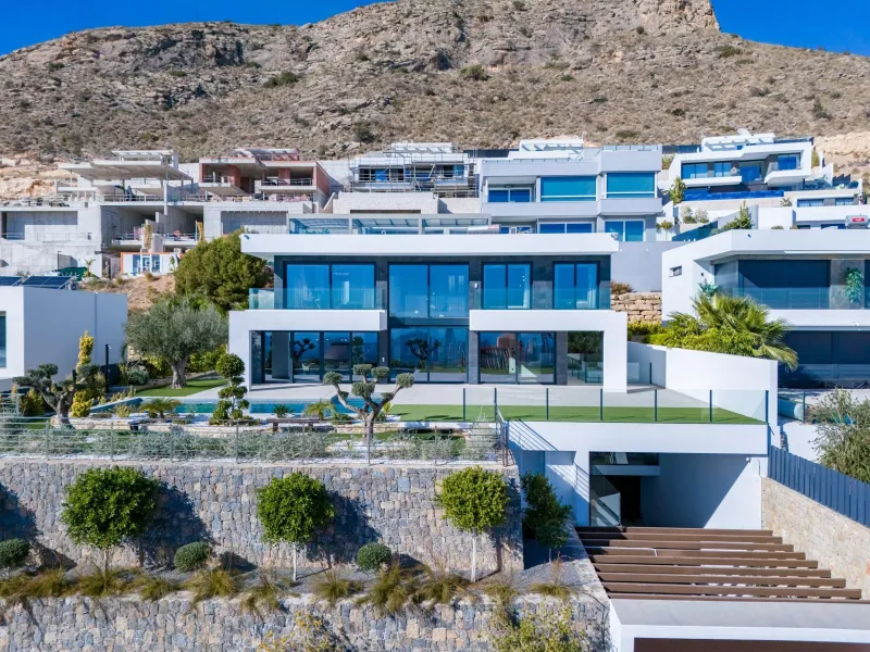 Villa Roma: Exclusividad y Elegancia en Finestrat 🌟