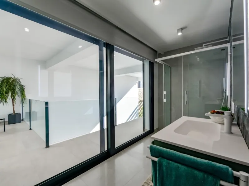 Villa Roma: Exclusividad y Elegancia en Finestrat 🌟