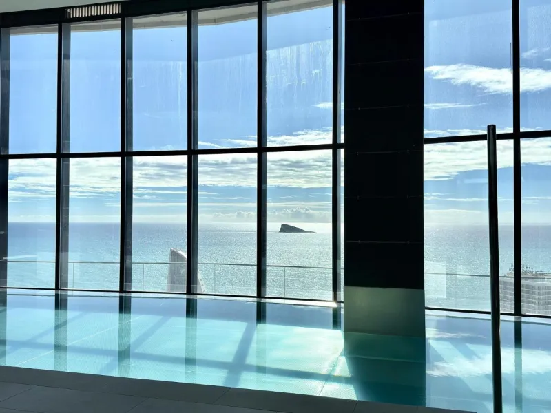 🌊✨ Apartamento de Lujo en Venta con Impresionantes Vistas al Mar ✨🌊